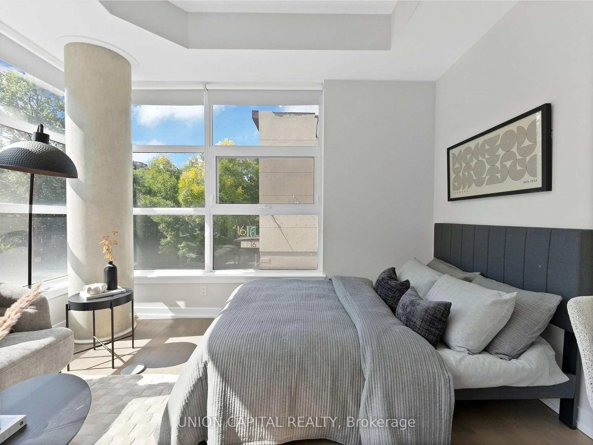 Photo 2 of Unit 202, 10 Willison Square, Toronto, Kensington-Chinatown — HOMEH
