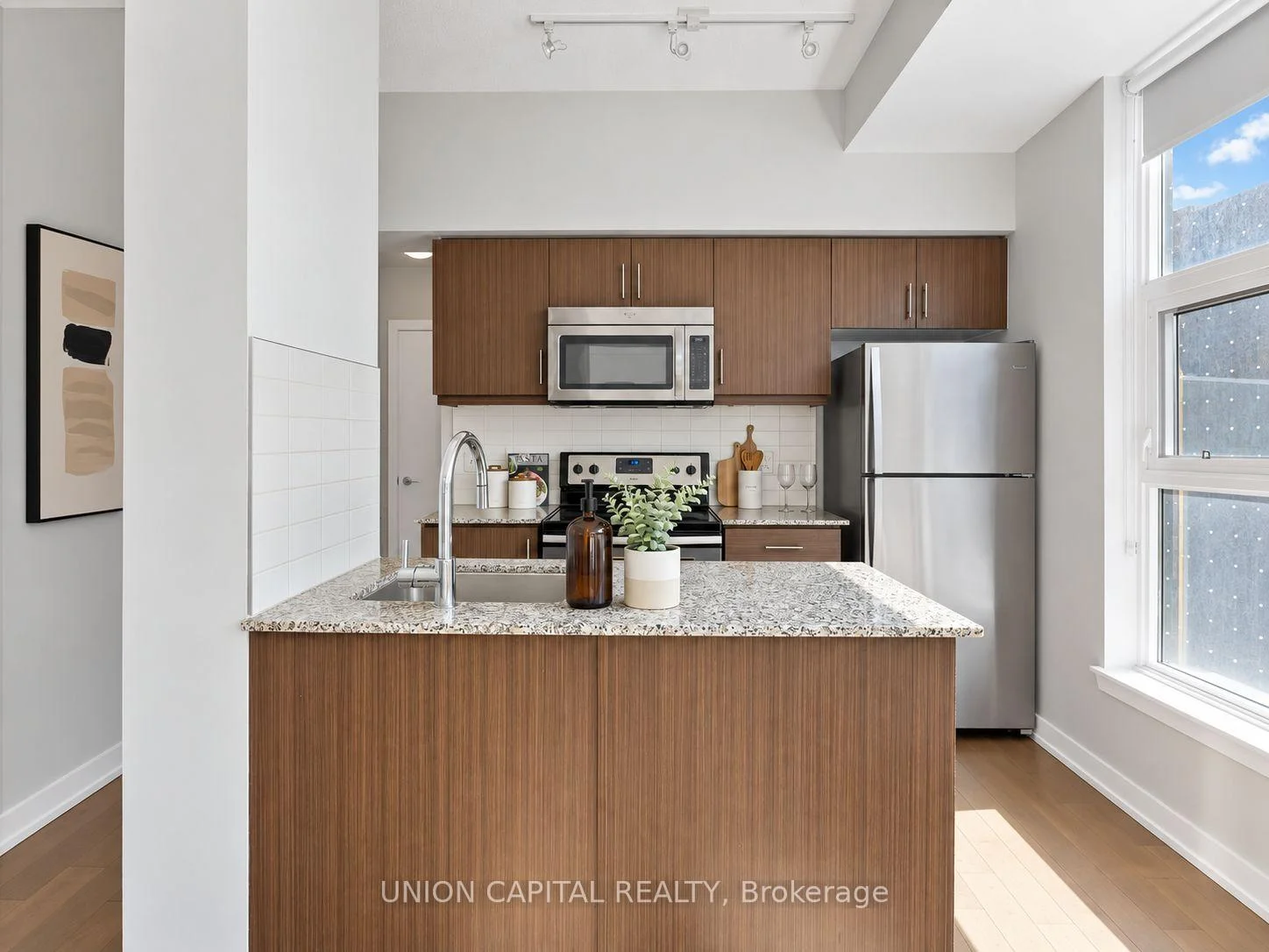 Photo 76 of Unit 202, 10 Willison Square, Toronto, Kensington-Chinatown — HOMEH