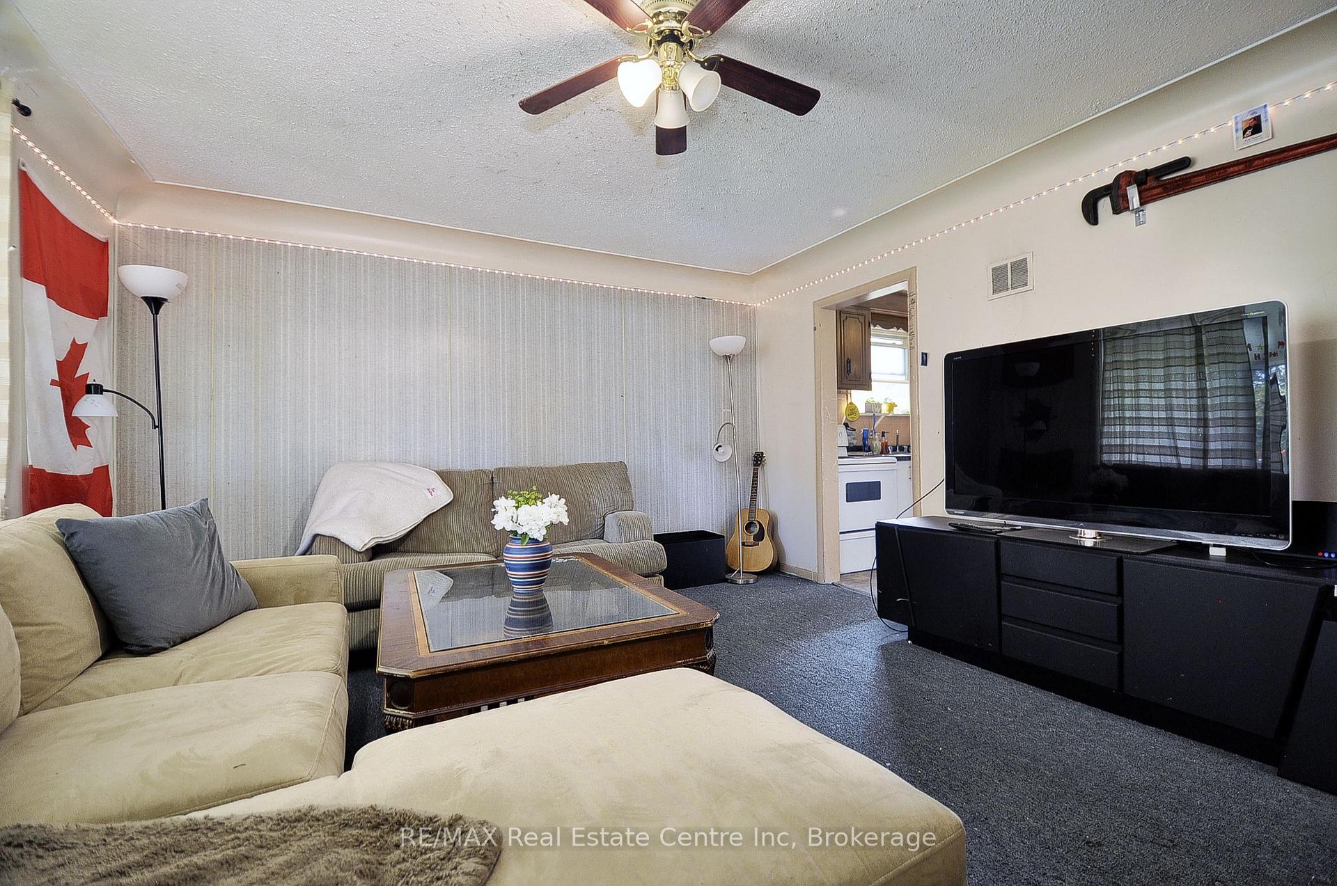Photo 5 of 273 Albert Street, Waterloo, Beechwood/University — HOMEH
