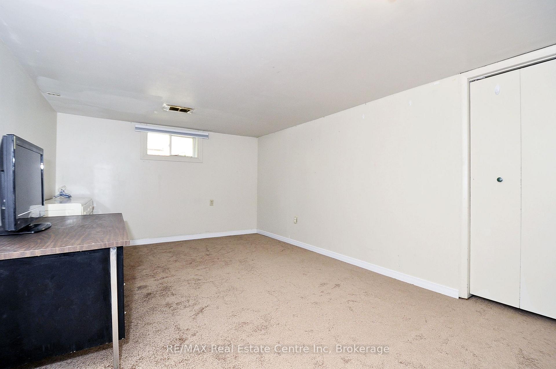 Photo 16 of 273 Albert Street, Waterloo, Beechwood/University — HOMEH