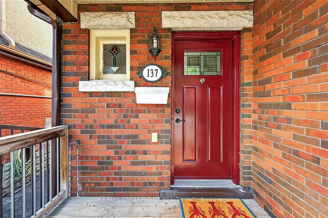 Photo 4 of 137 Cope Street, Hamilton, Homeside — HOMEH