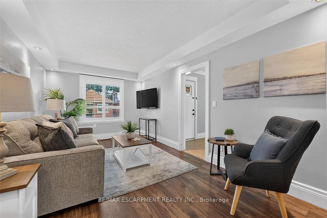 Photo 8 of 137 Cope Street, Hamilton, Homeside — HOMEH