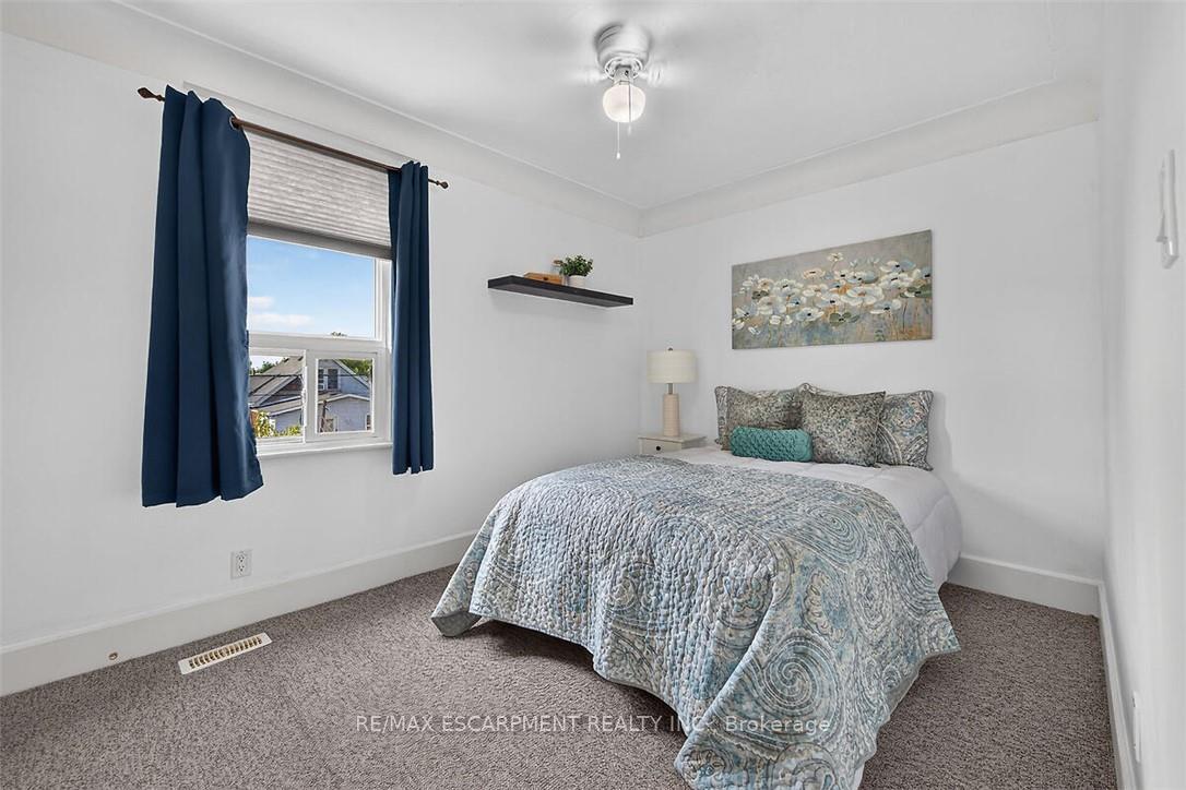 Photo 24 of 137 Cope Street, Hamilton, Homeside — HOMEH