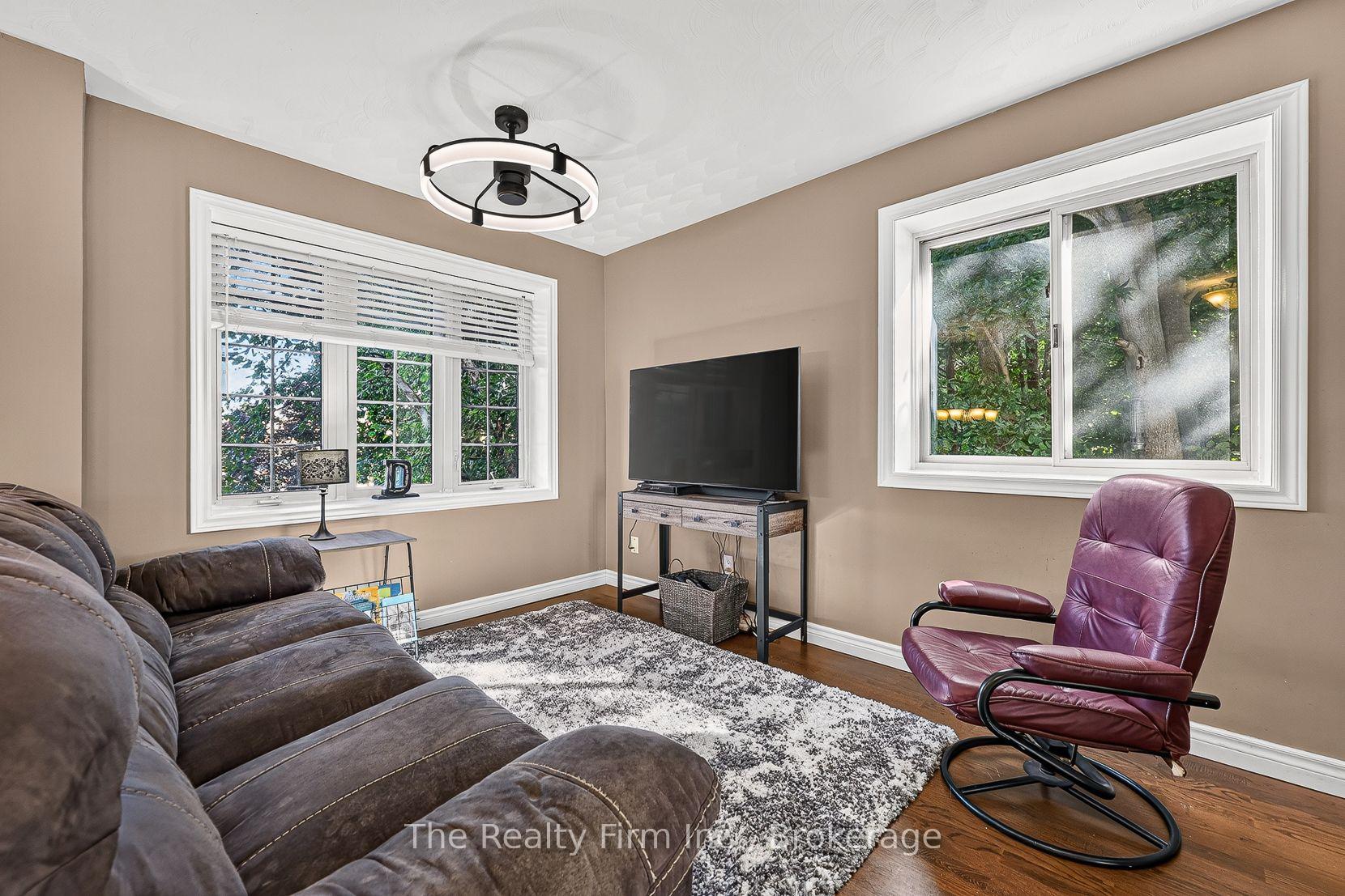 Photo 7 of 35 Beech Boulevard, Tillsonburg — HOMEH