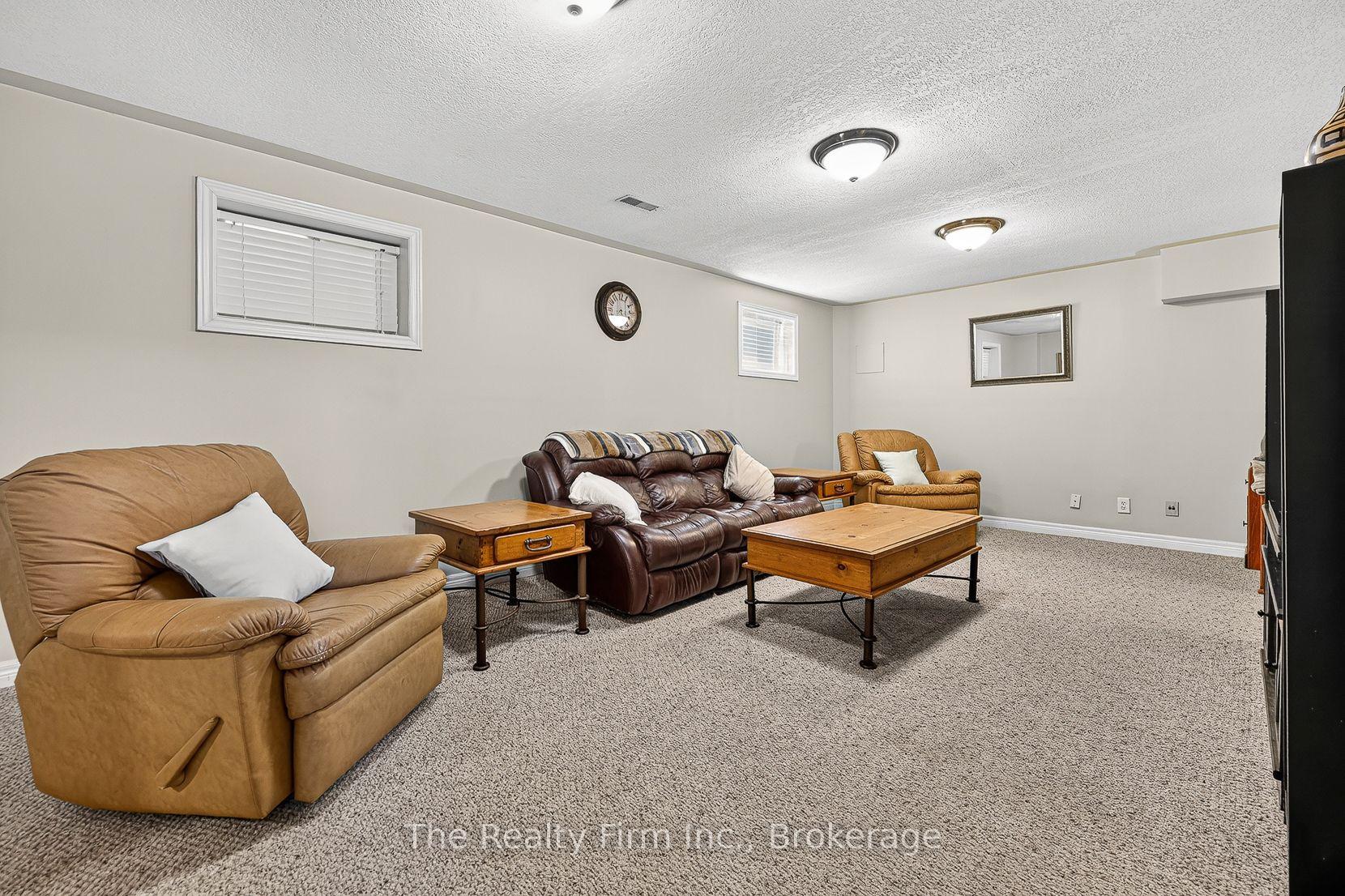 Photo 18 of 35 Beech Boulevard, Tillsonburg — HOMEH