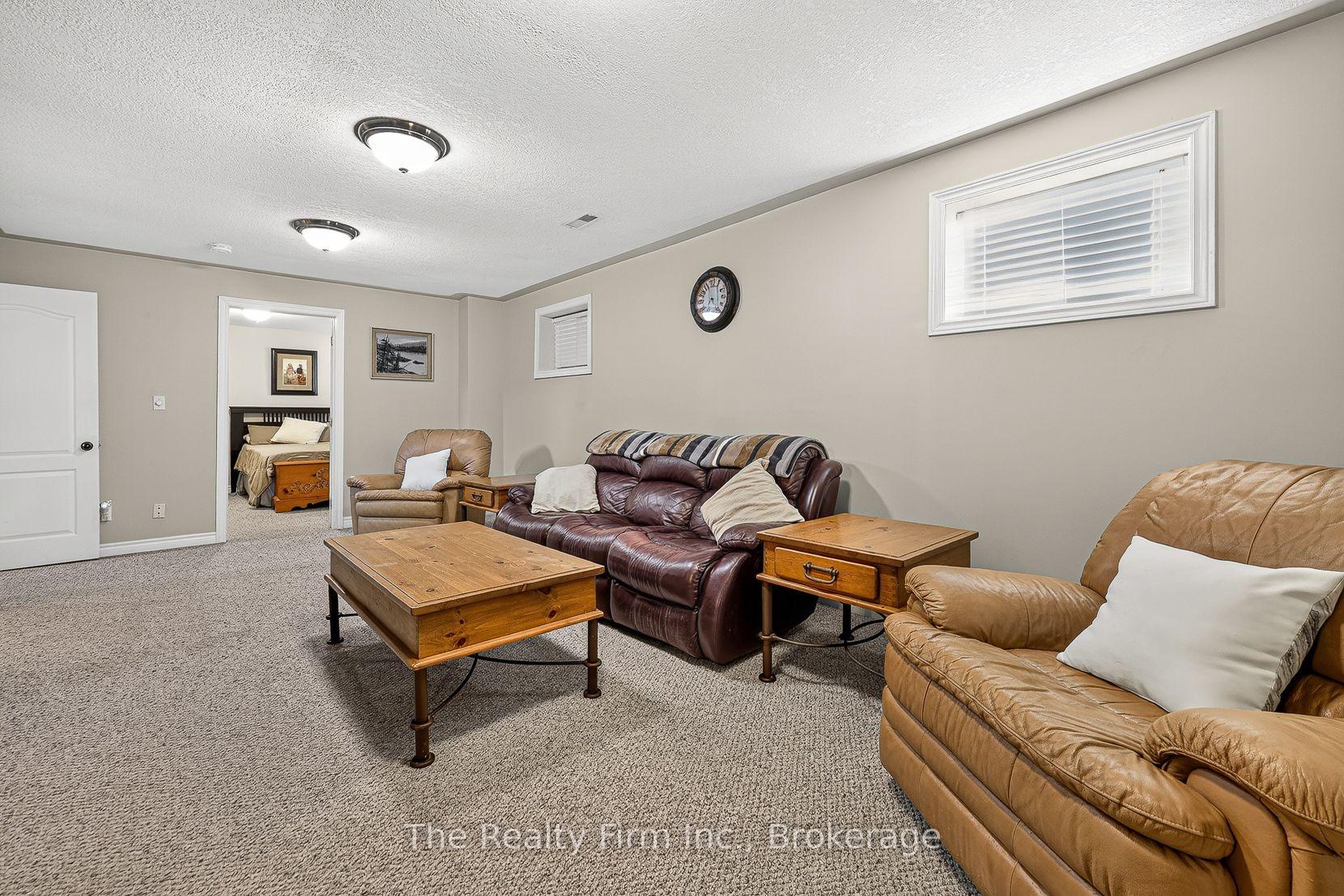 Photo 20 of 35 Beech Boulevard, Tillsonburg — HOMEH