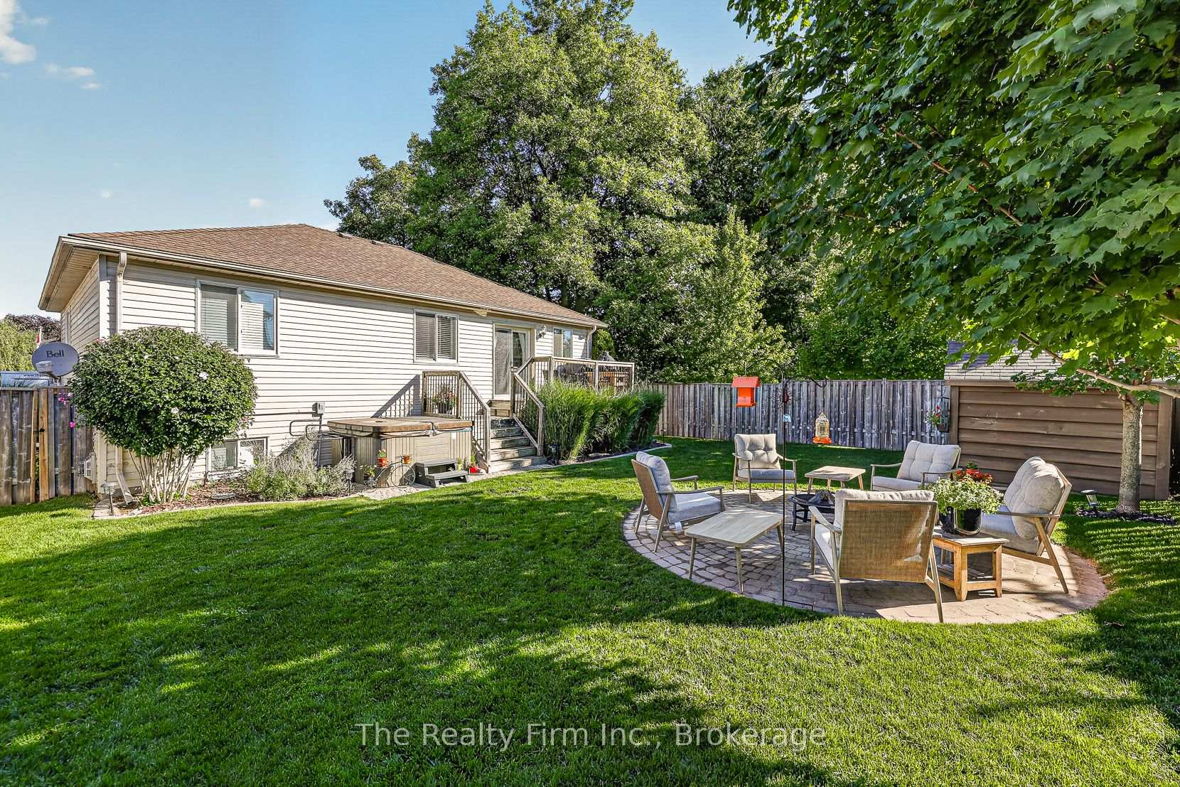 Photo 29 of 35 Beech Boulevard, Tillsonburg — HOMEH