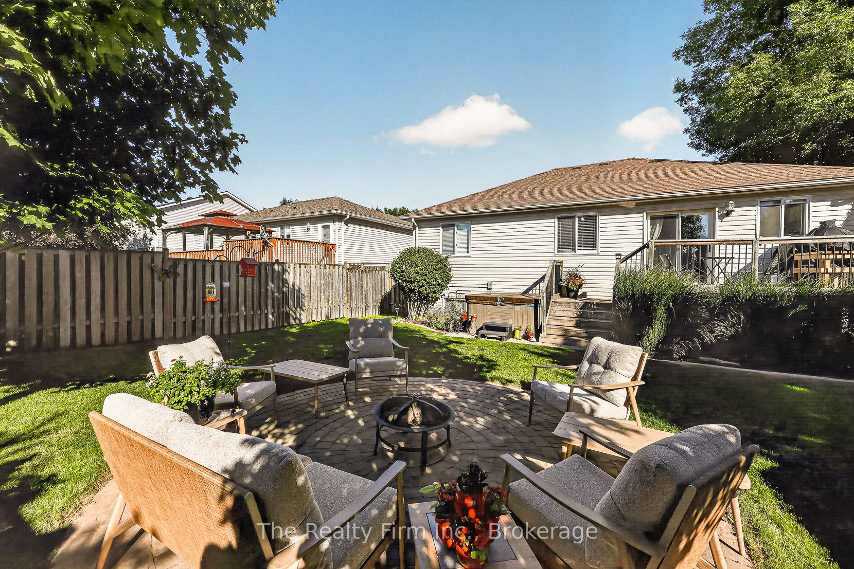 Photo 30 of 35 Beech Boulevard, Tillsonburg — HOMEH
