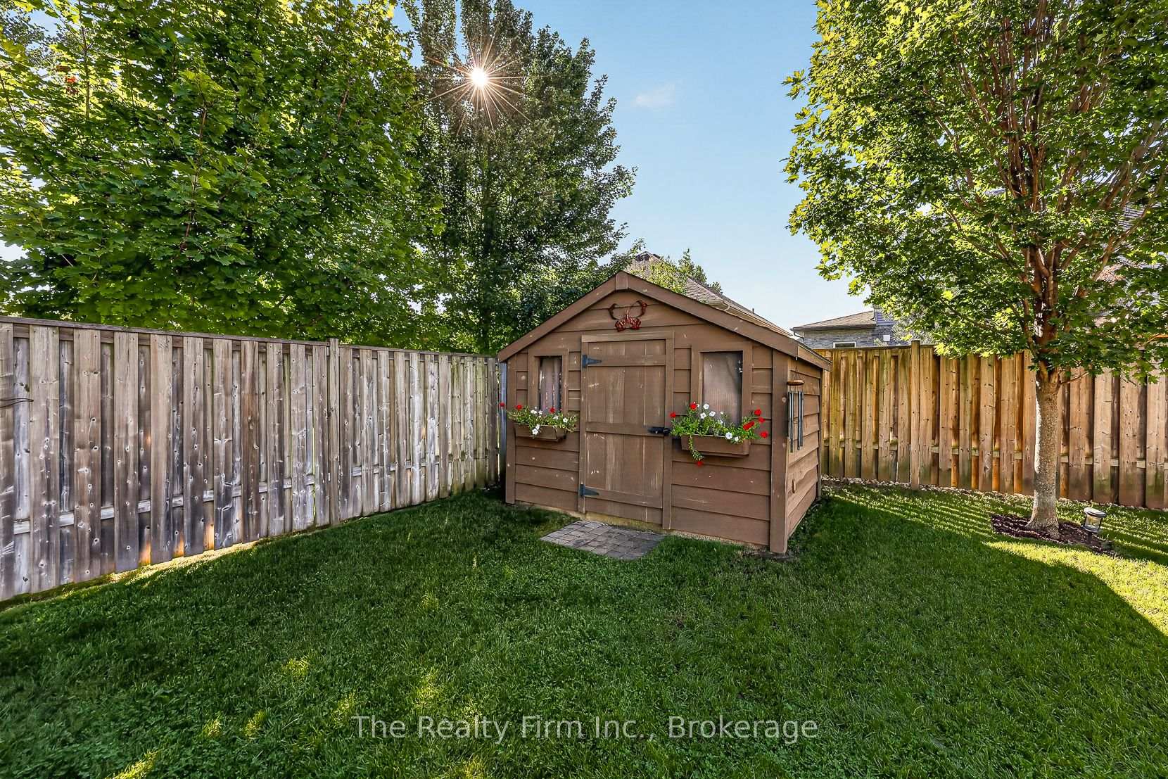 Photo 31 of 35 Beech Boulevard, Tillsonburg — HOMEH