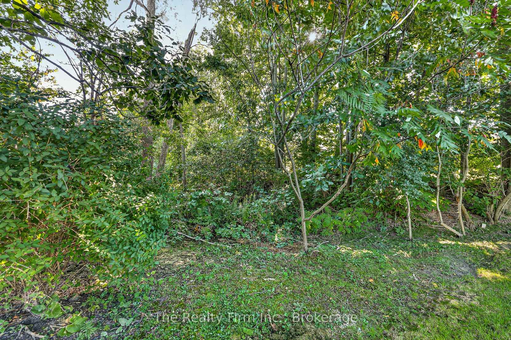 Photo 36 of 35 Beech Boulevard, Tillsonburg — HOMEH