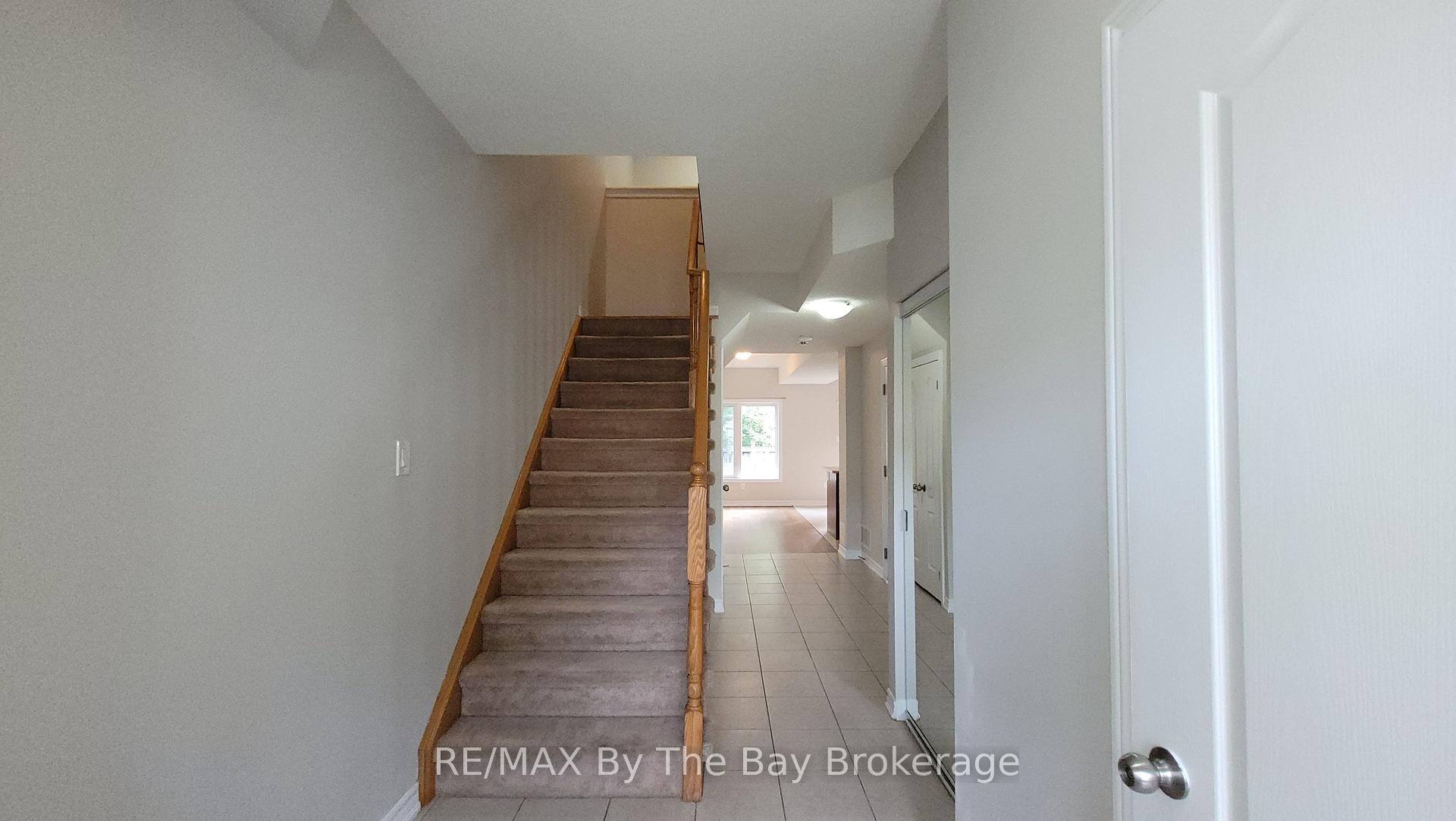 Photo 14 of 28 Arcadia Drive, Wasaga Beach — HOMEH