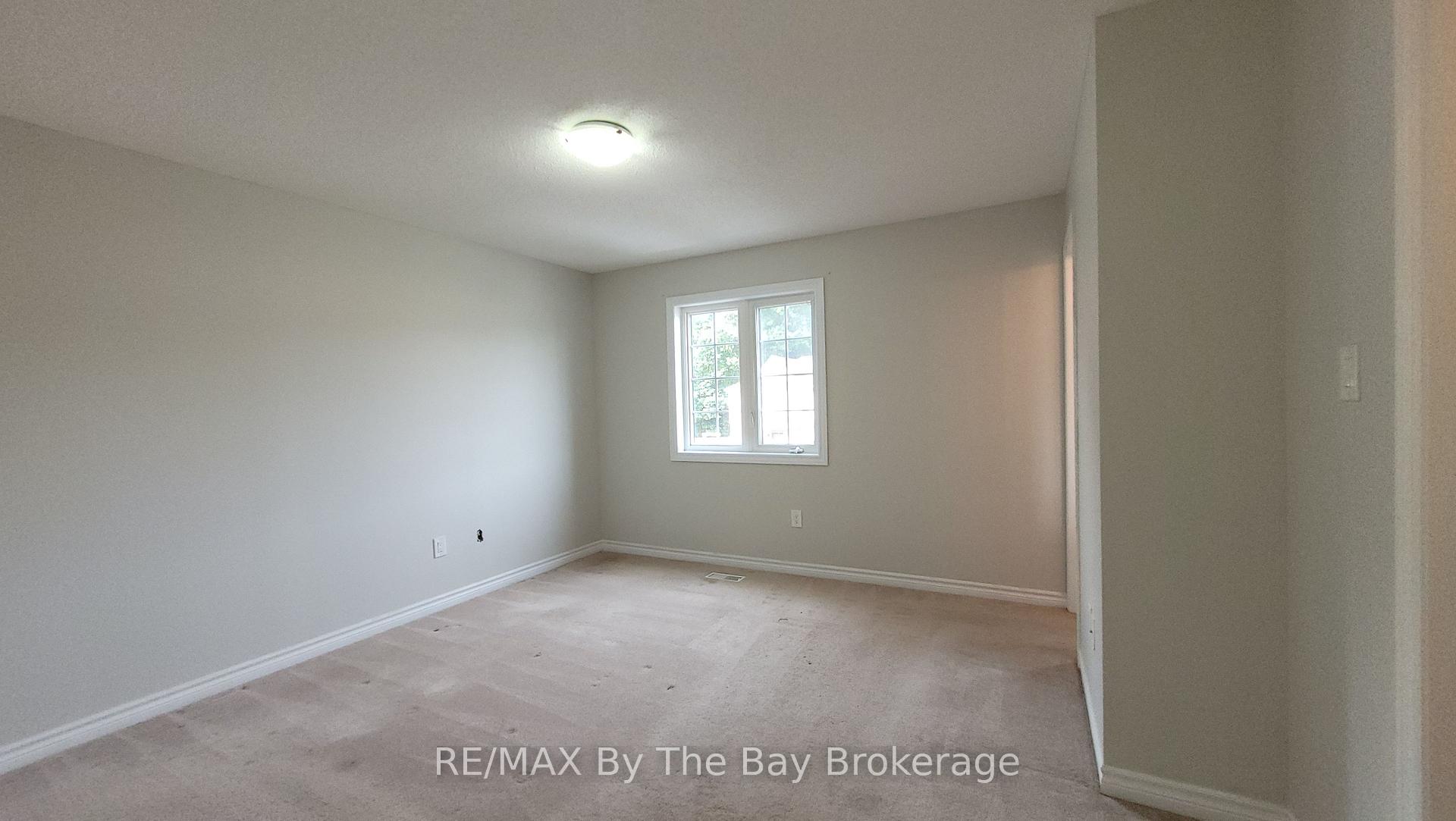 Photo 16 of 28 Arcadia Drive, Wasaga Beach — HOMEH