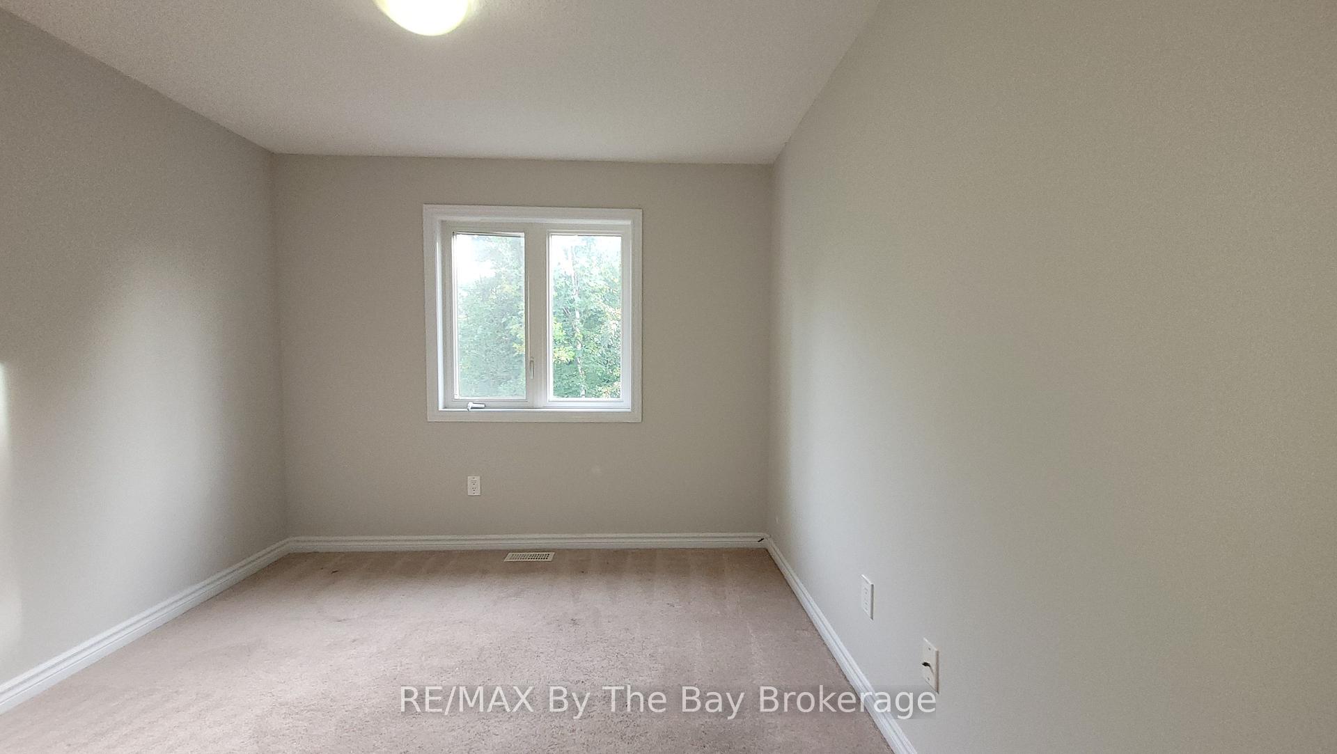 Photo 19 of 28 Arcadia Drive, Wasaga Beach — HOMEH