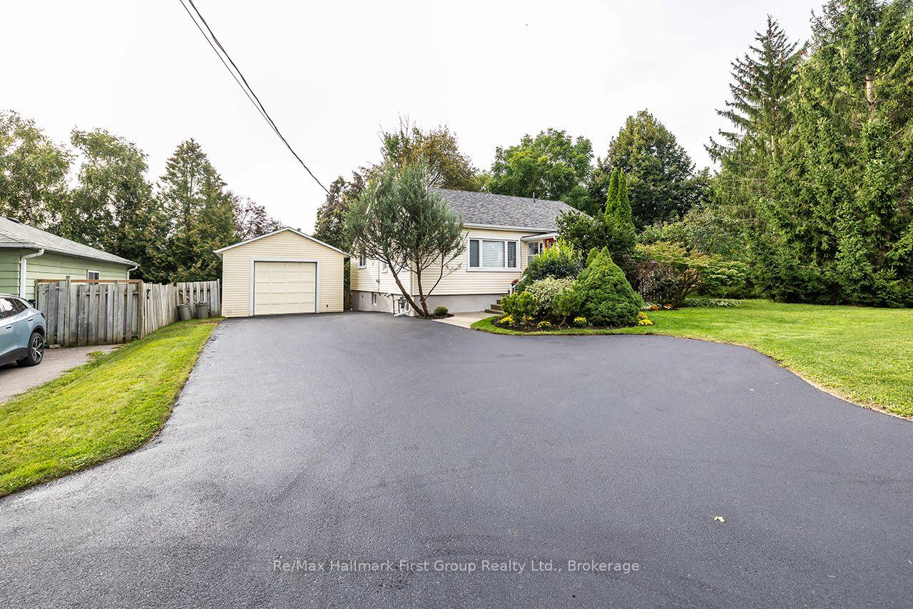 Photo of 1692 Scugog Street