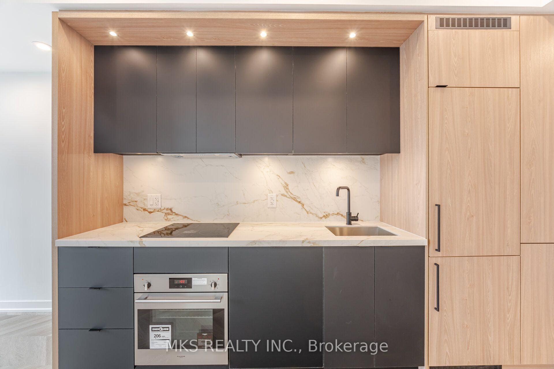 Photo 12 of Unit 621, 285 Dufferin Street, Toronto, South Parkdale — HOMEH