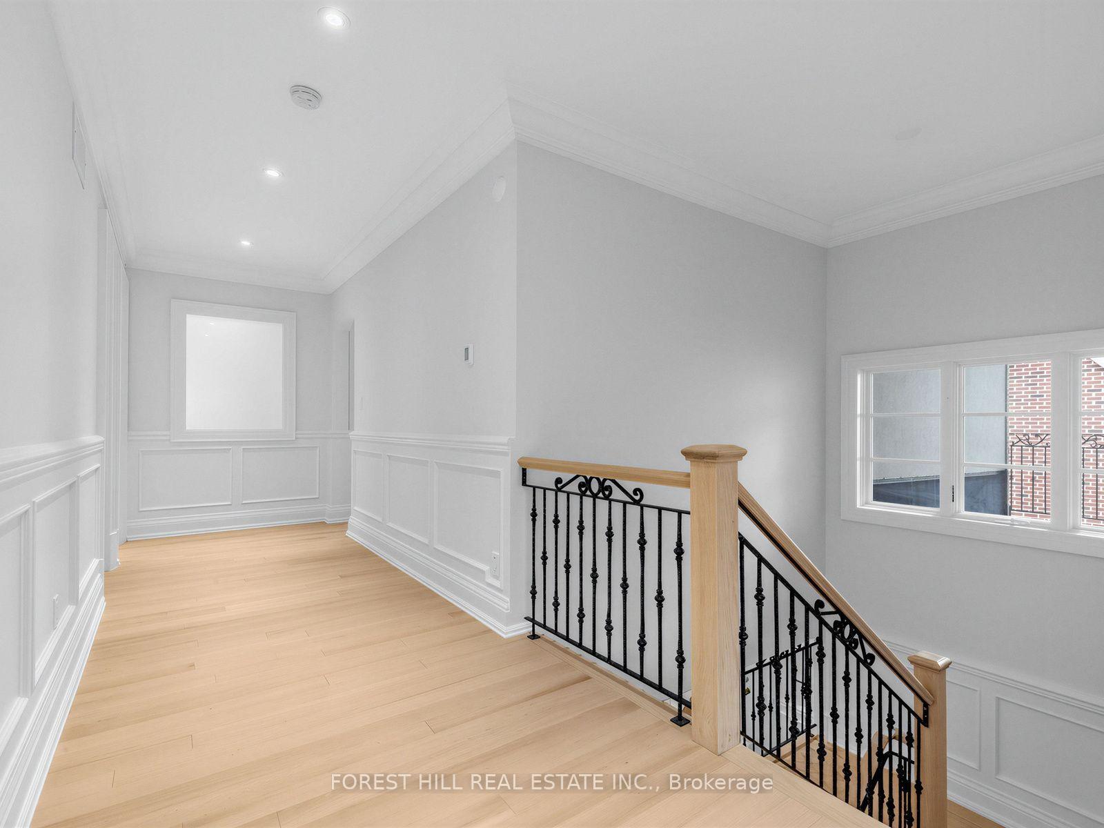 Photo 19 of 1B Carluke Crescent, North York, St. Andrew-Windfields — HOMEH