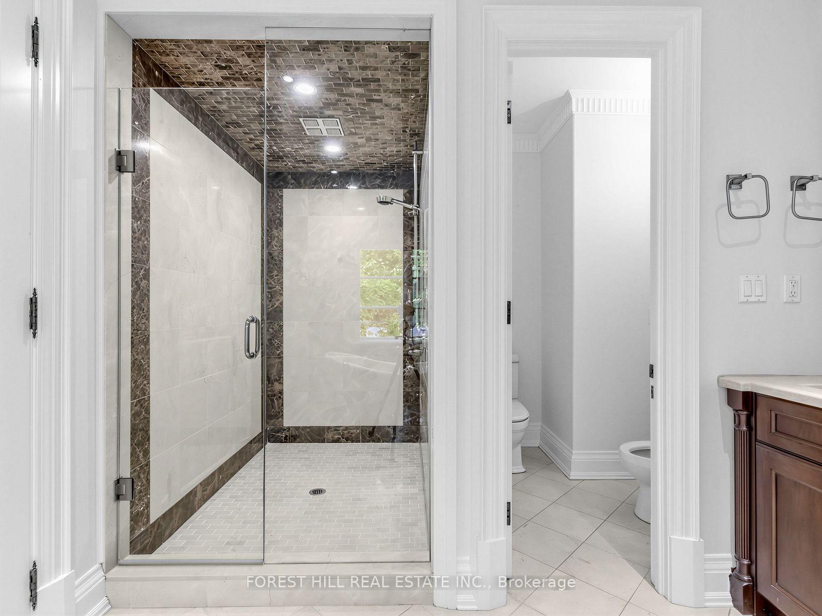 Photo 26 of 1B Carluke Crescent, North York, St. Andrew-Windfields — HOMEH