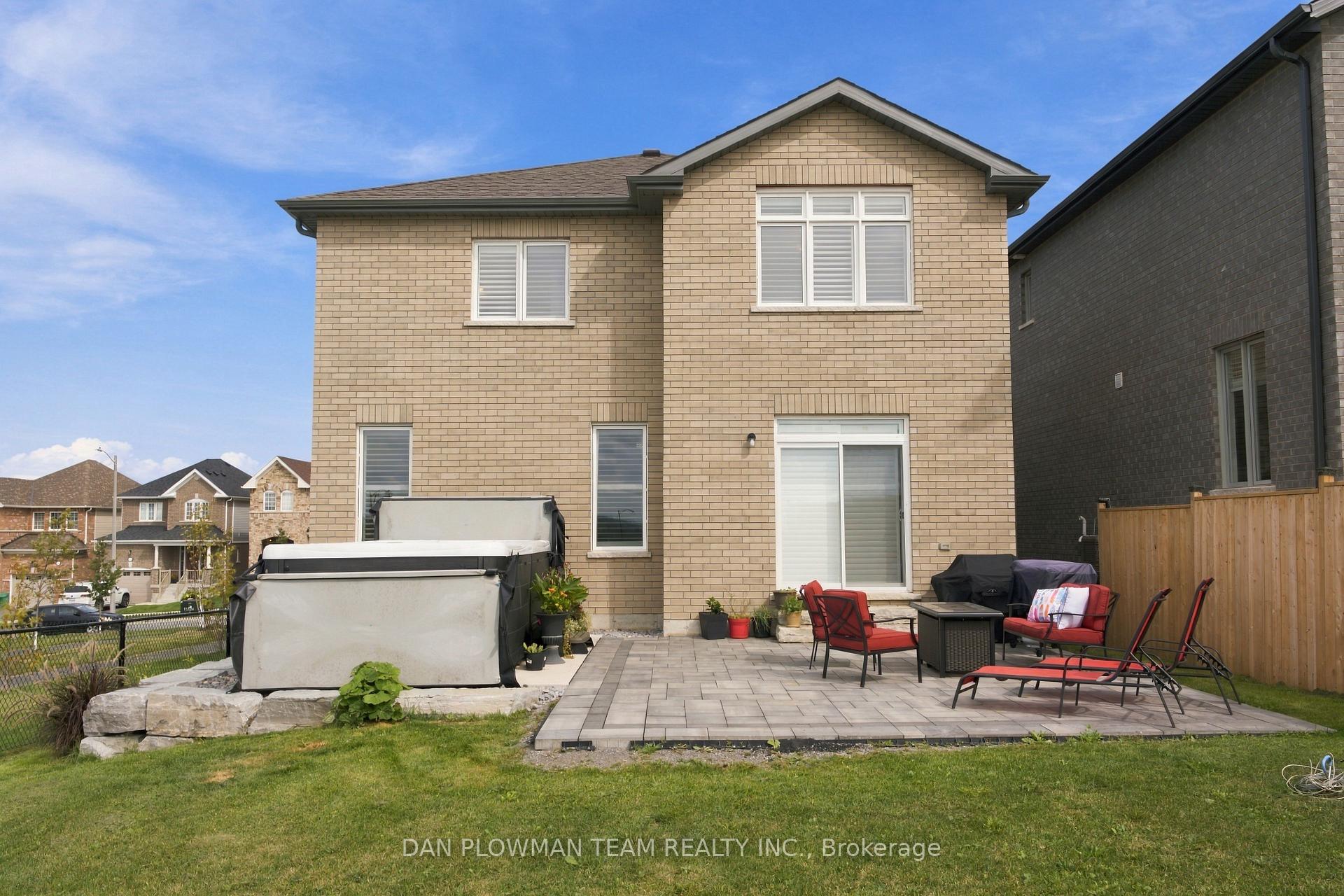 Photo 42 of 713 Latimer Way, Peterborough, Monaghan Ward 2 — HOMEH