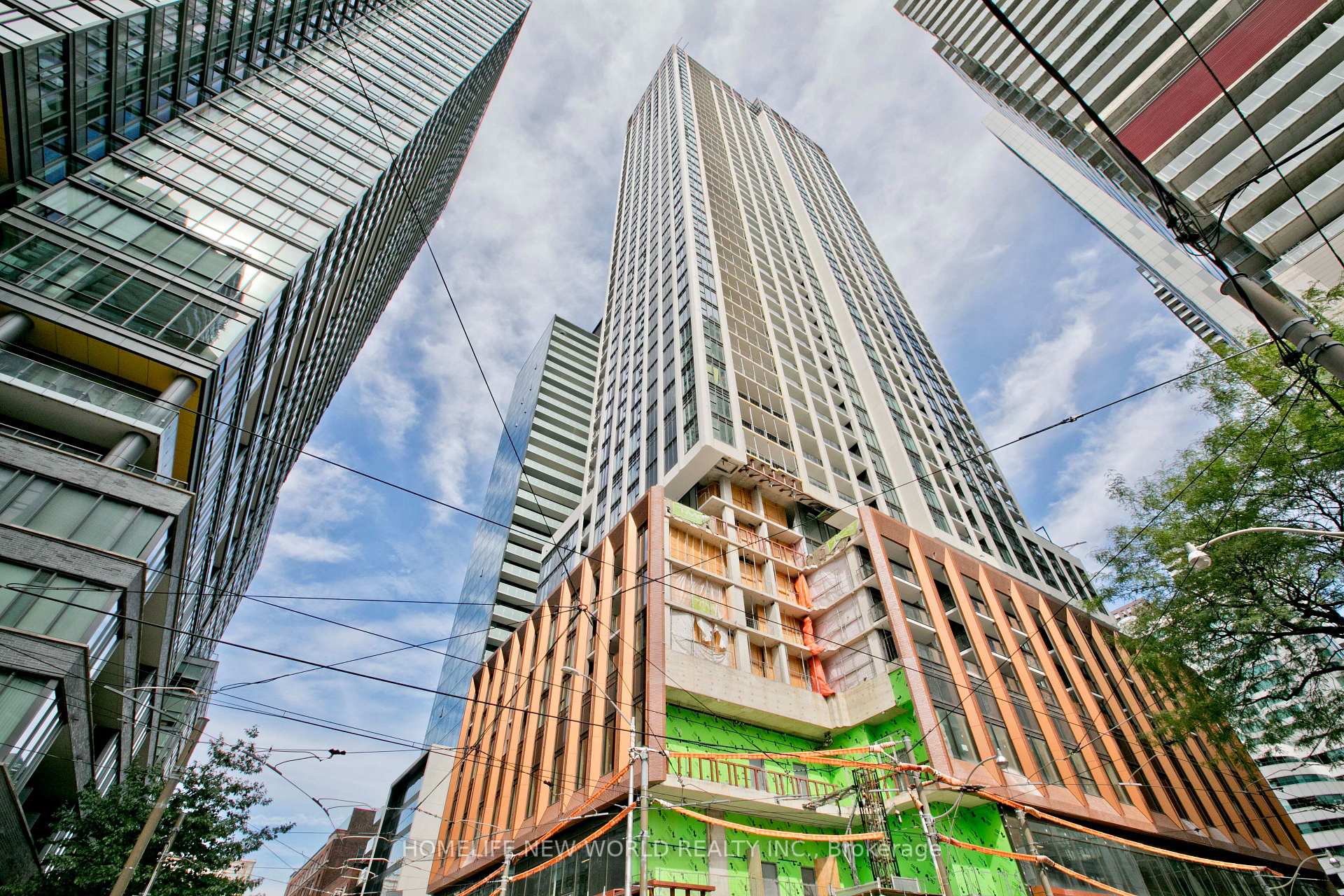 Photo 2 of Unit 2528, 400 King Street W, Toronto, Waterfront Communities — HOMEH