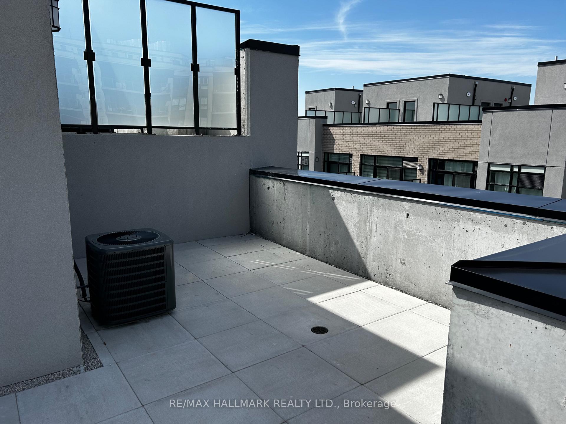 Photo 2 of Unit 4, 35-851 Sheppard Avenue W, North York, Bathurst Manor — HOMEH