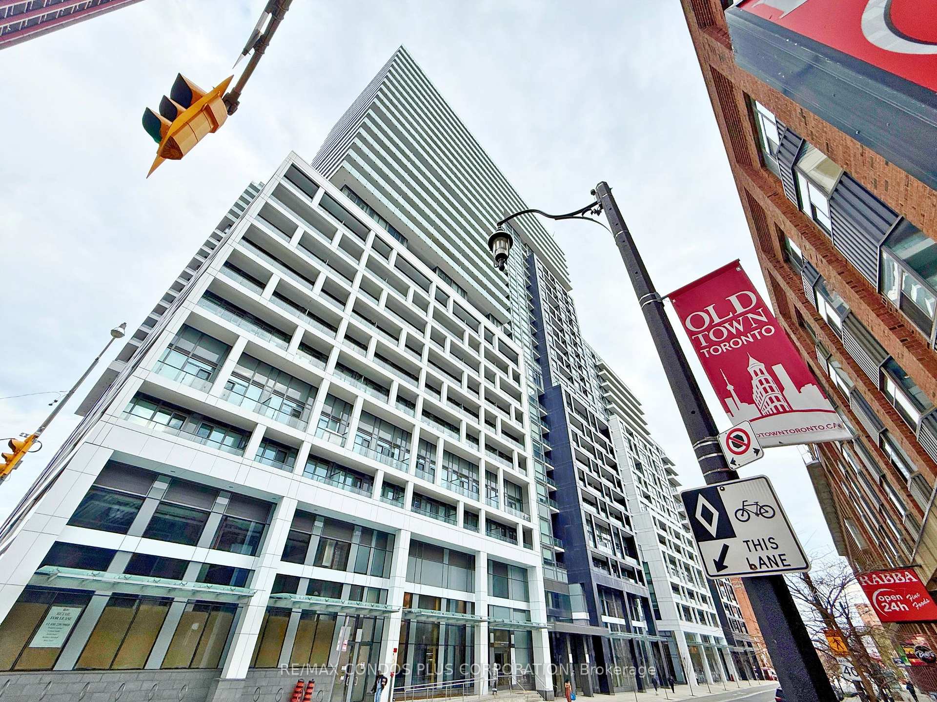 Front of Unit 946, 121 Lower Sherbourne Street