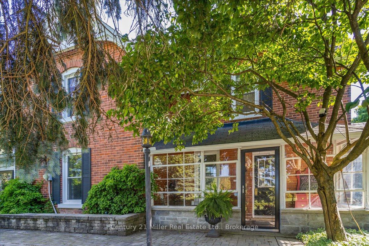 Photo 3 of 585 Dundas Street E, Hamilton, Waterdown — HOMEH