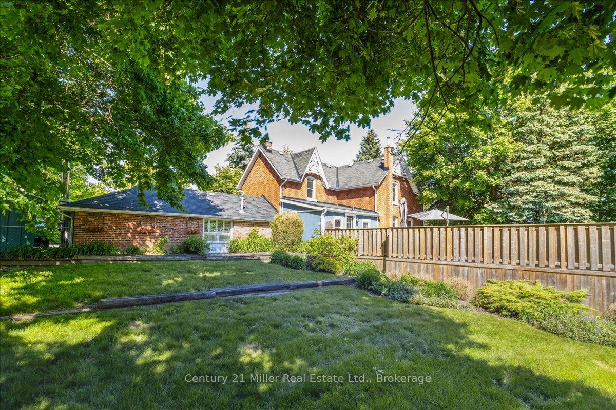Photo 32 of 585 Dundas Street E, Hamilton, Waterdown — HOMEH
