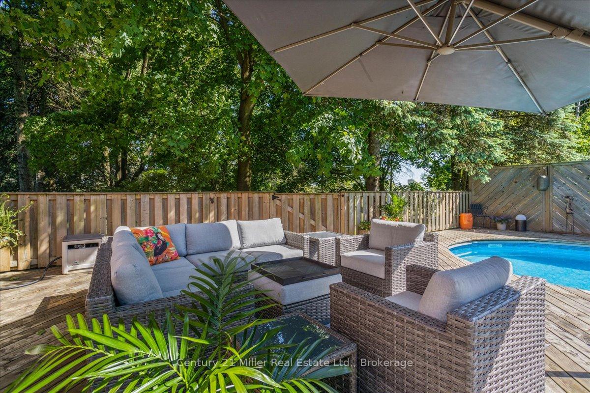 Photo 36 of 585 Dundas Street E, Hamilton, Waterdown — HOMEH