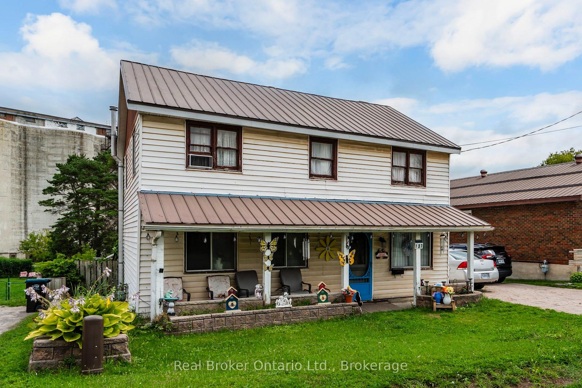 Photo of 137 Fourth Street