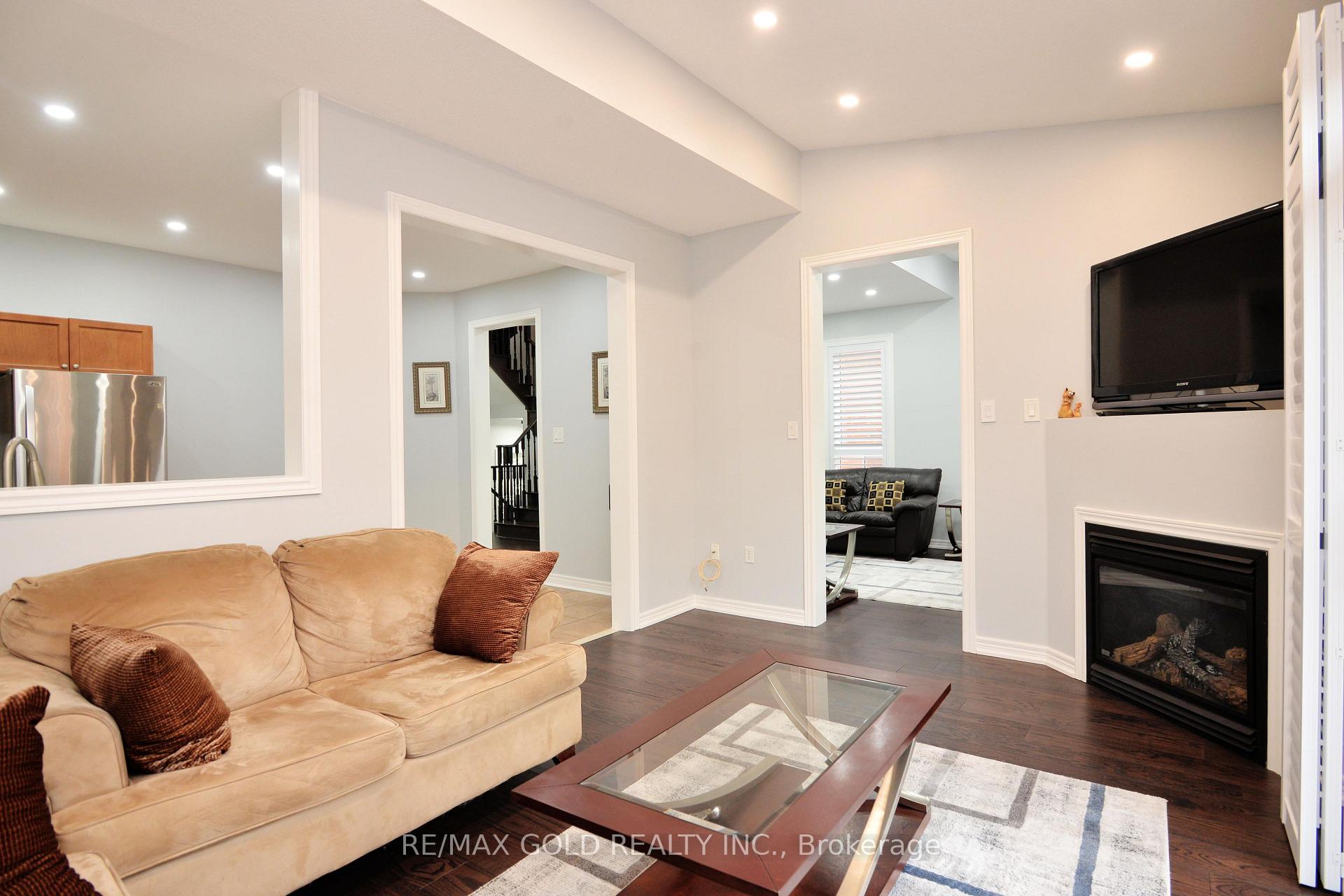 Photo 20 of 44 Pergola Way, Brampton, Bram West — HOMEH
