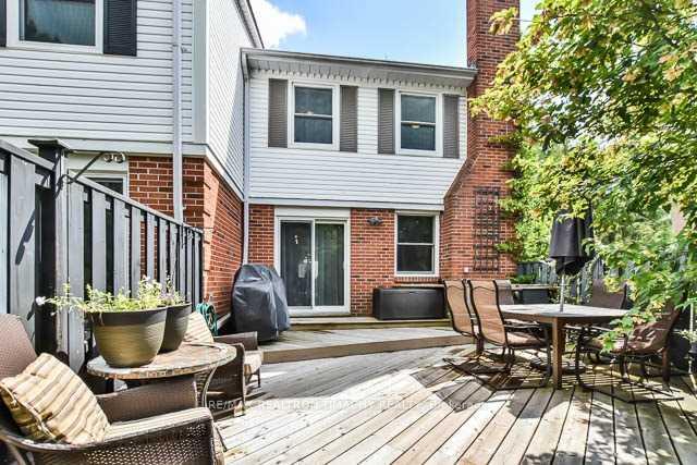 Photo 10 of 91 Confederation Way, Markham, Thornhill — HOMEH