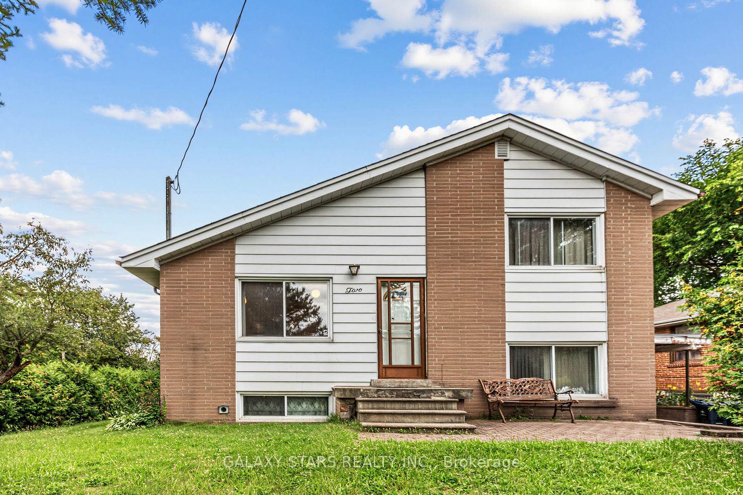 Photo 1 of 2 Kencliff Crescent, Scarborough, Bendale — HOMEH