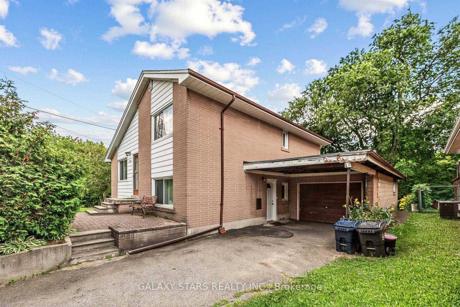 Photo 2 of 2 Kencliff Crescent, Scarborough, Bendale — HOMEH