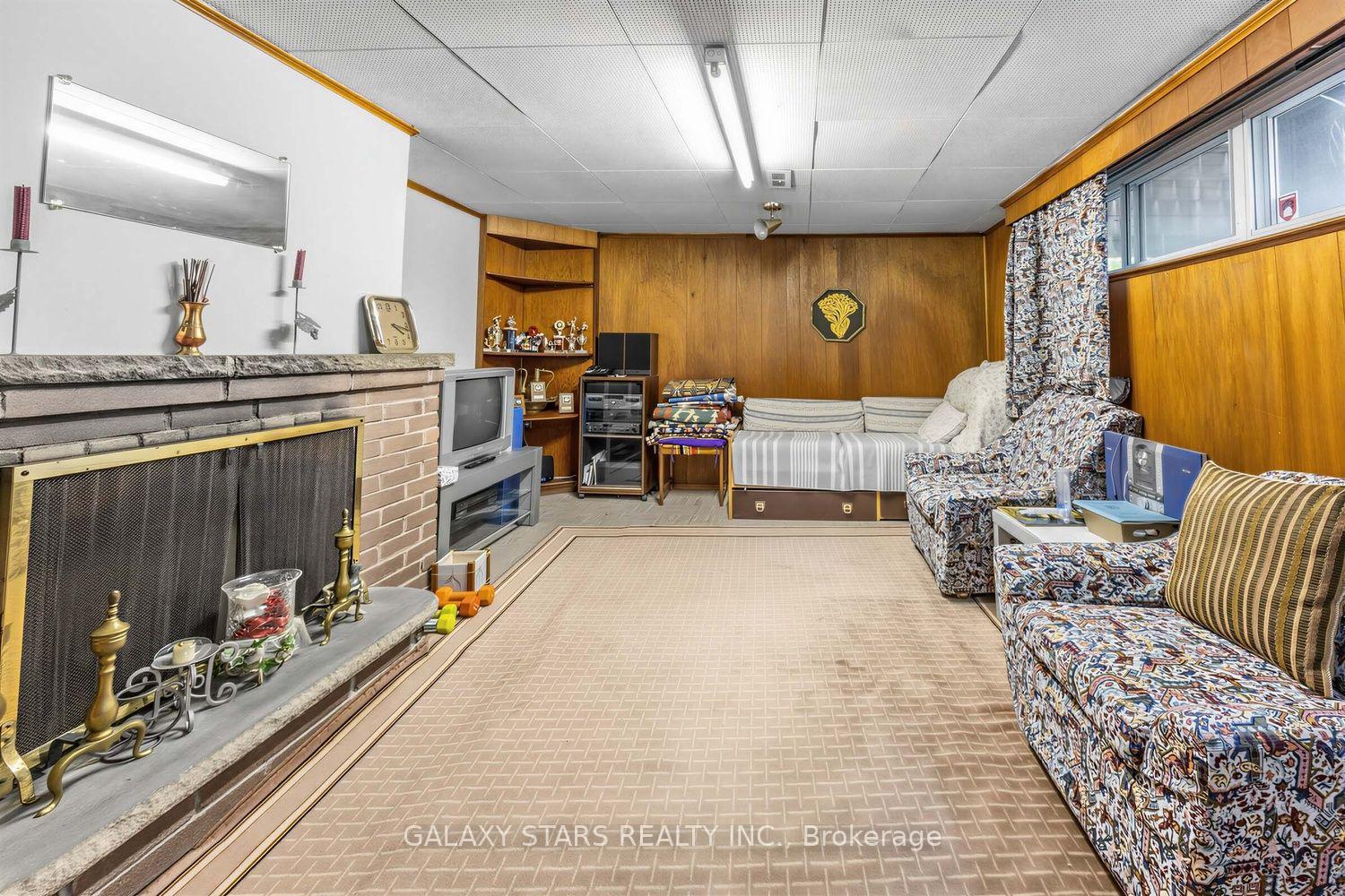 Photo 16 of 2 Kencliff Crescent, Scarborough, Bendale — HOMEH