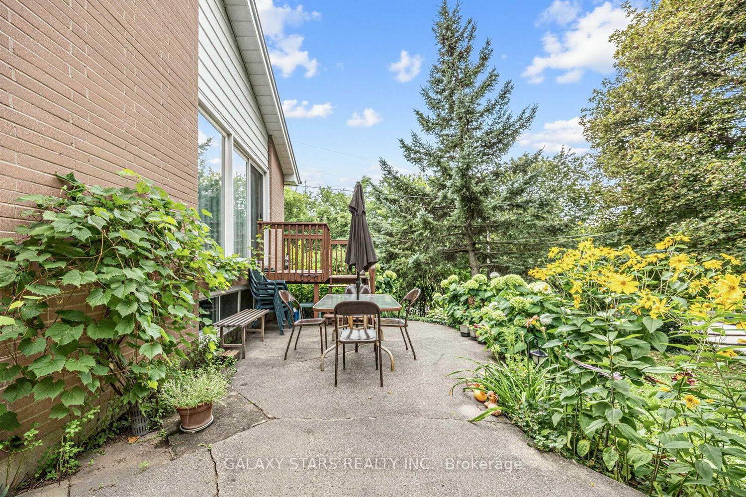 Photo 19 of 2 Kencliff Crescent, Scarborough, Bendale — HOMEH