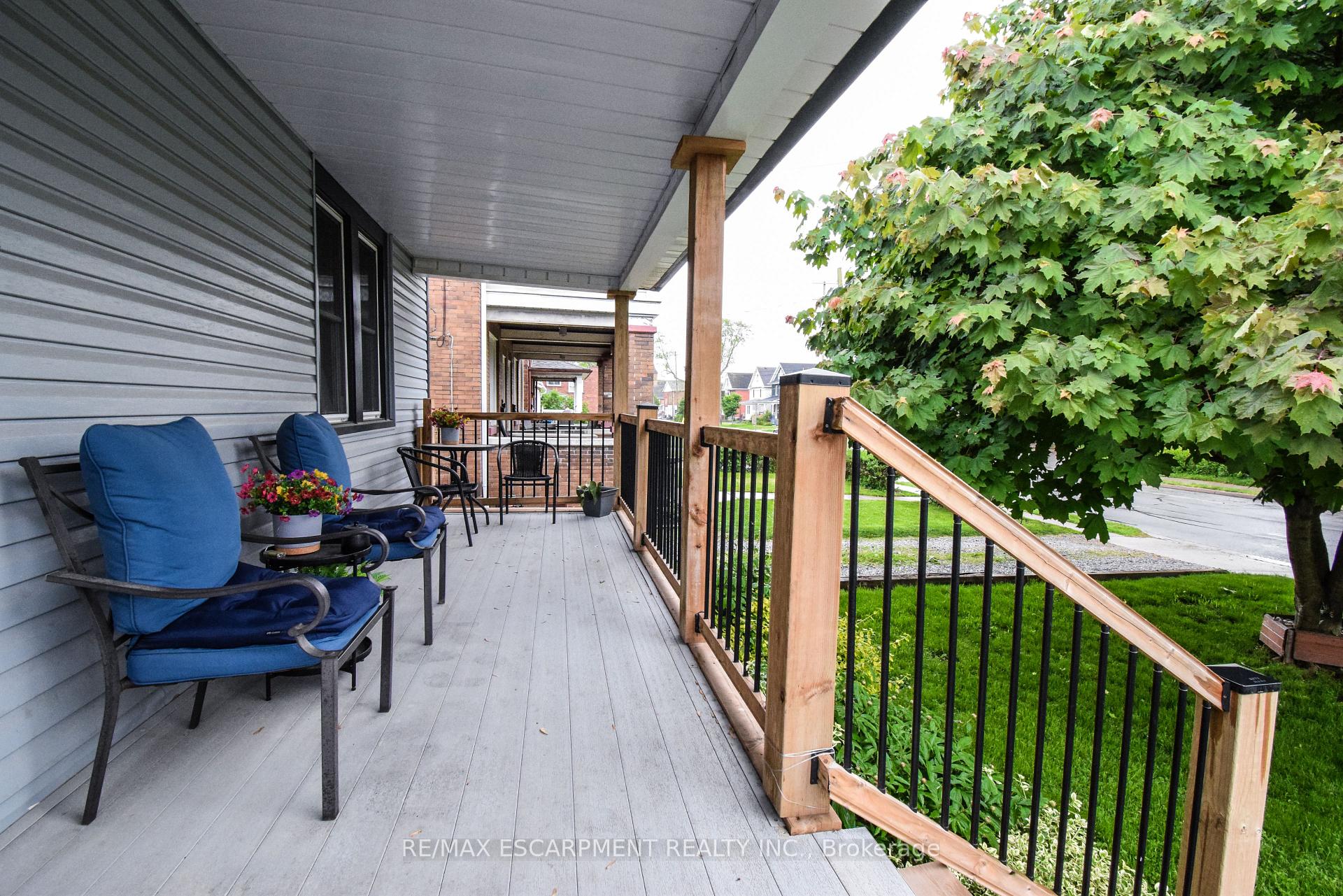 Photo 5 of 264 Hellems Avenue, Welland, Welland Downtown — HOMEH