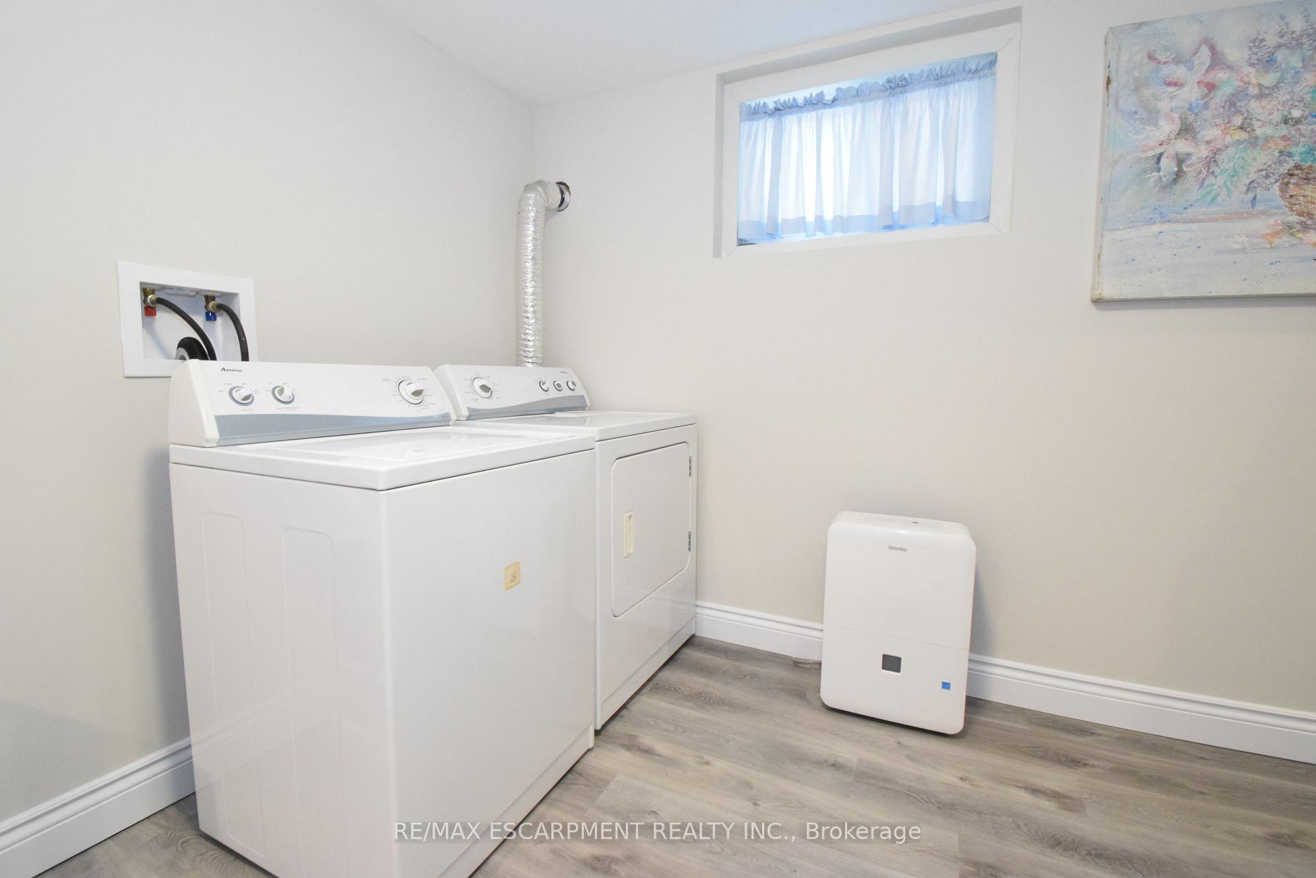 Photo 20 of 264 Hellems Avenue, Welland, Welland Downtown — HOMEH