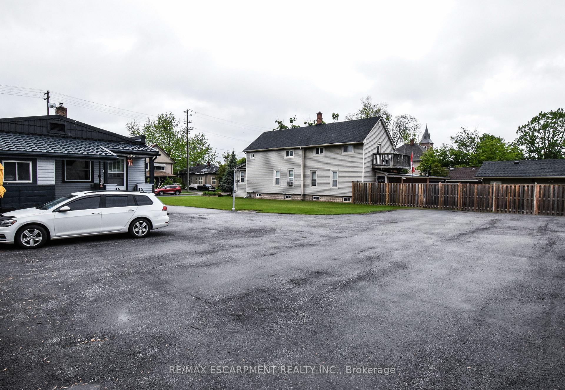 Photo 32 of 264 Hellems Avenue, Welland, Welland Downtown — HOMEH