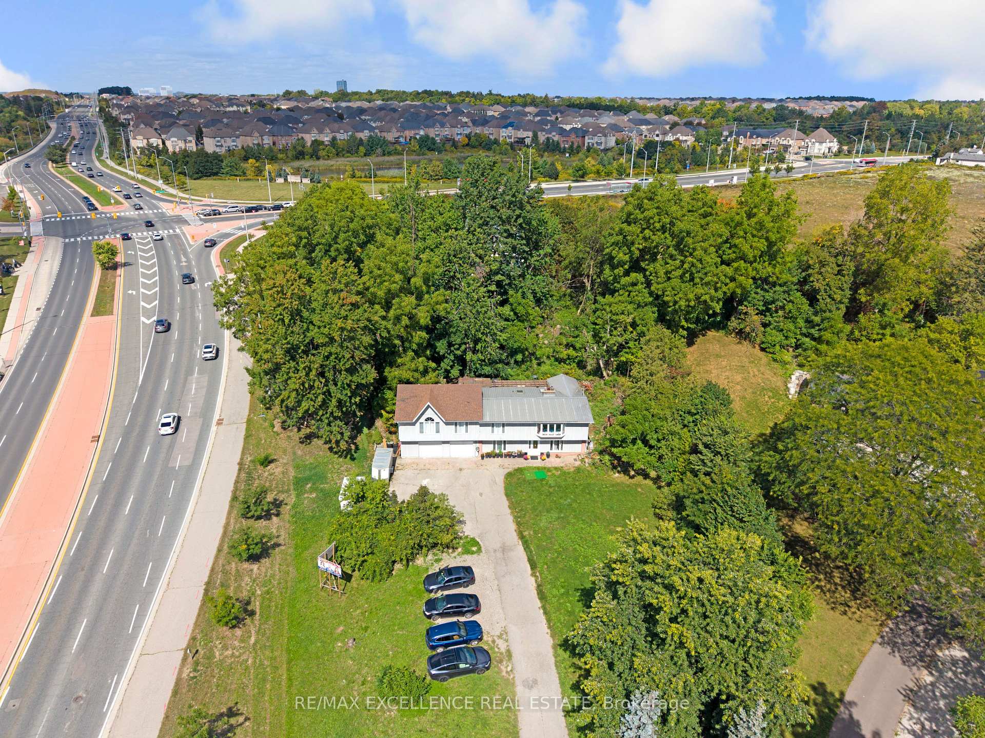 Photo 2 of 8951 Mississauga Road, Brampton, Bram West — HOMEH