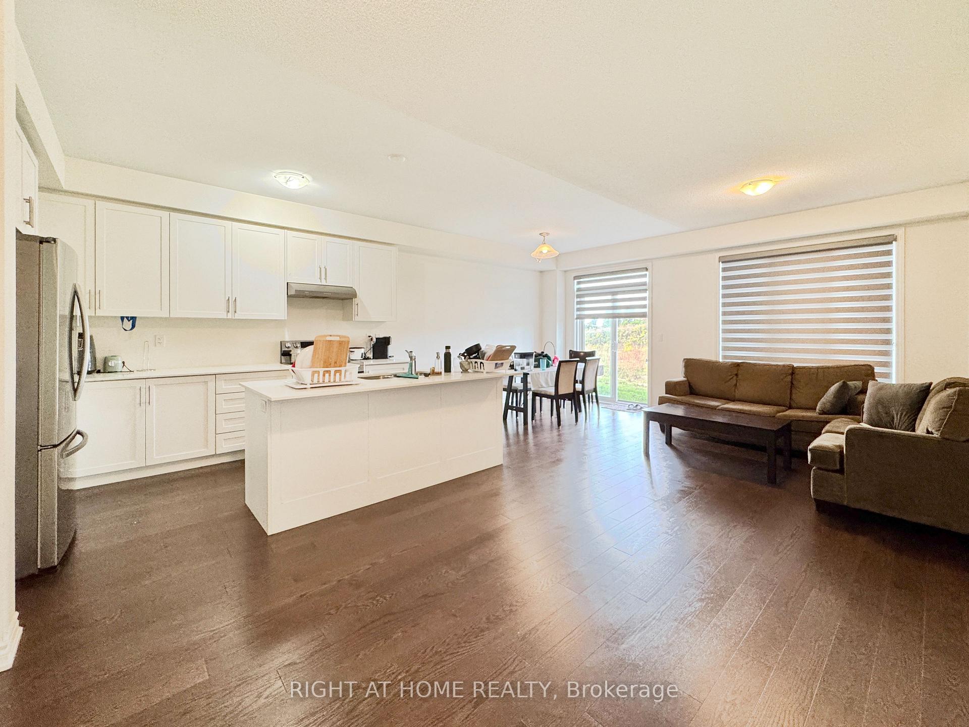 Photo 2 of 143 Shepherd Drive, Barrie, Rural Barrie Southeast — HOMEH