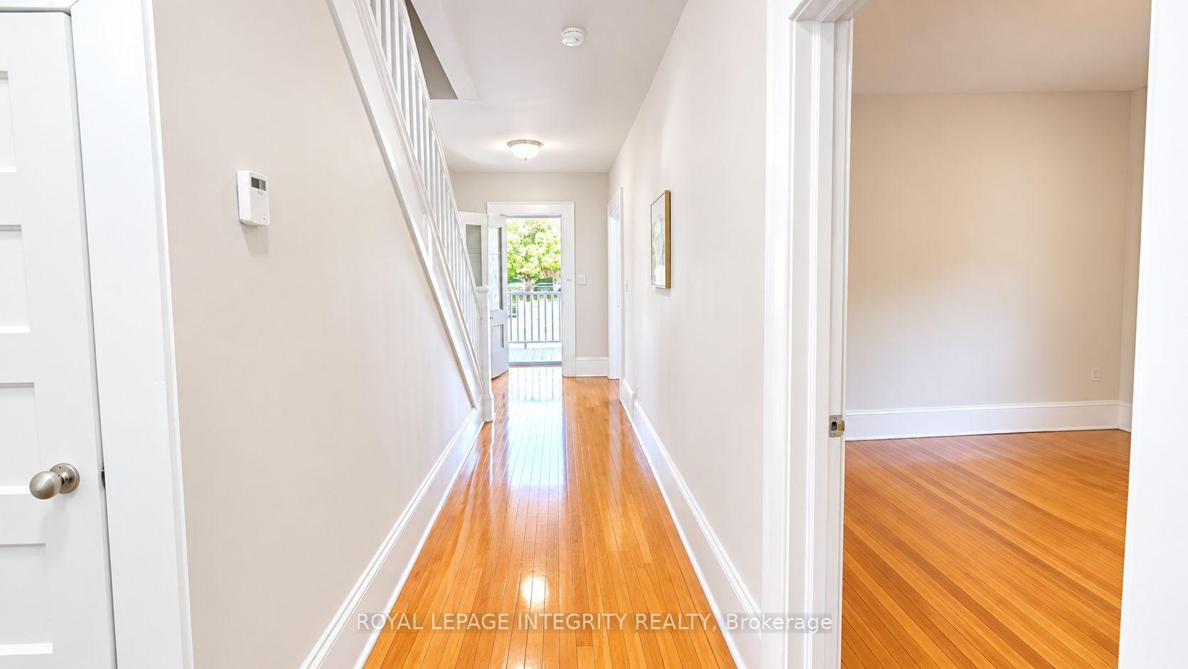Photo 2 of 444 Gladstone Avenue, Ottawa, Ottawa Centre — HOMEH