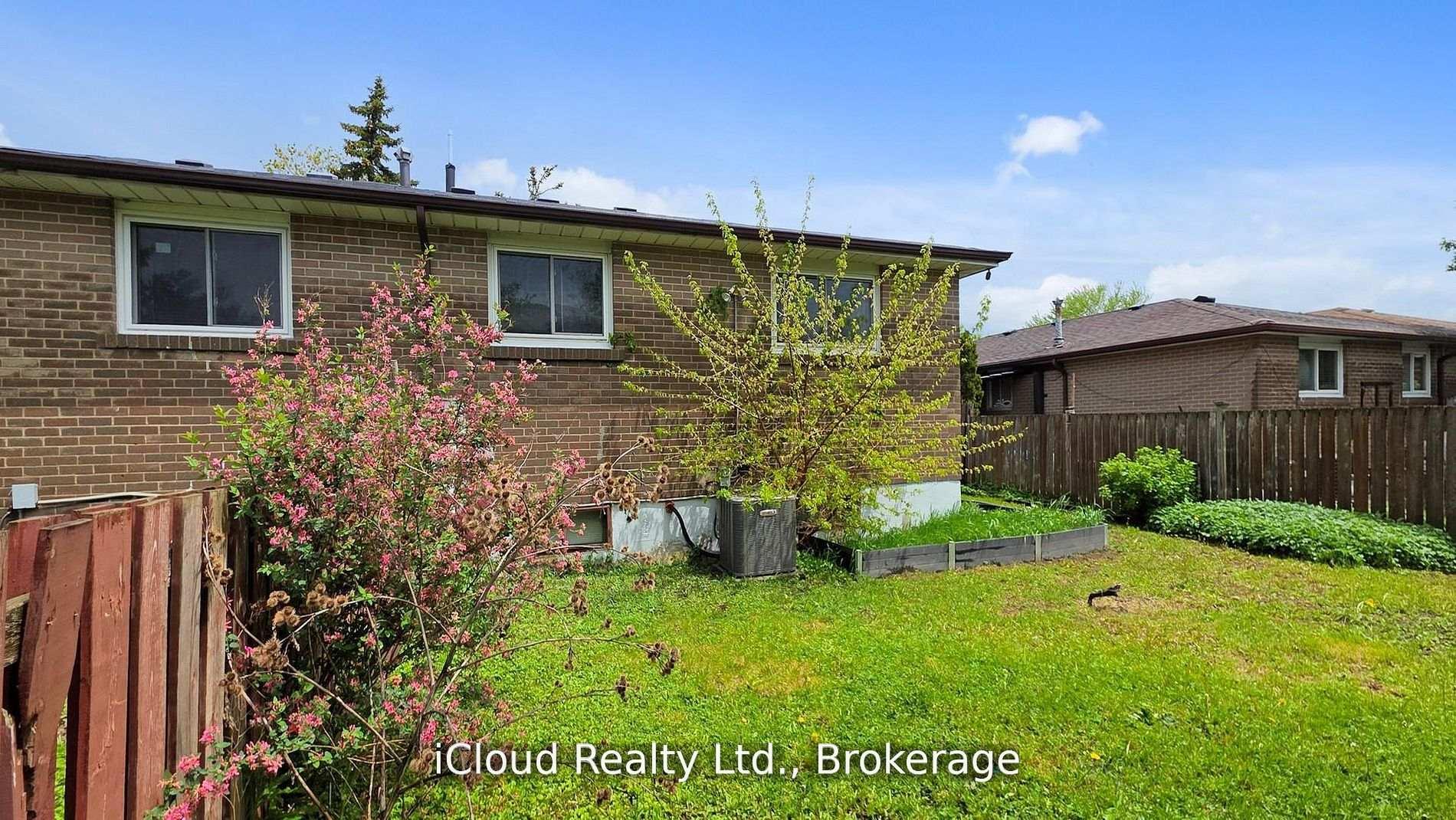 Photo 25 of 19 Flamingo Crescent, Brampton, Southgate — HOMEH