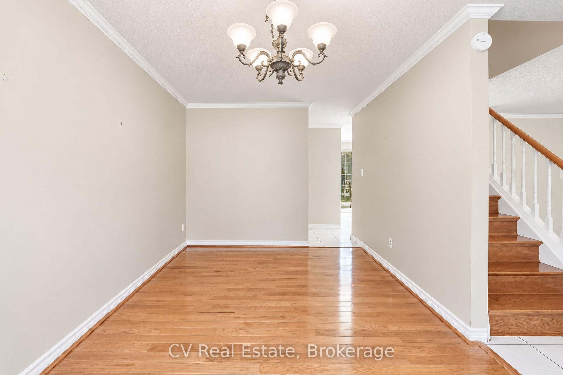 Photo 7 of 1025 Maclean Street, Innisfil, Alcona — HOMEH