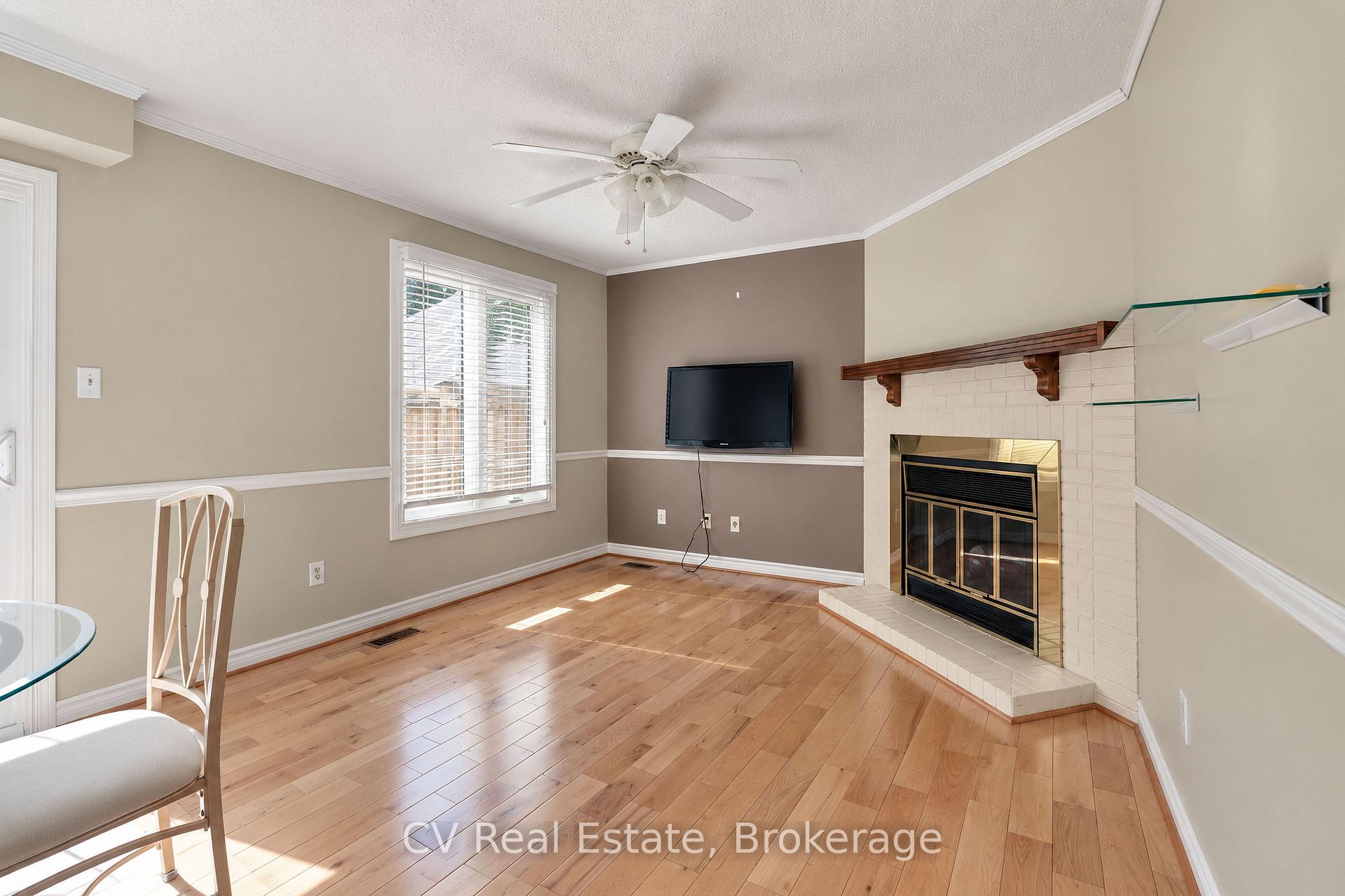 Photo 15 of 1025 Maclean Street, Innisfil, Alcona — HOMEH