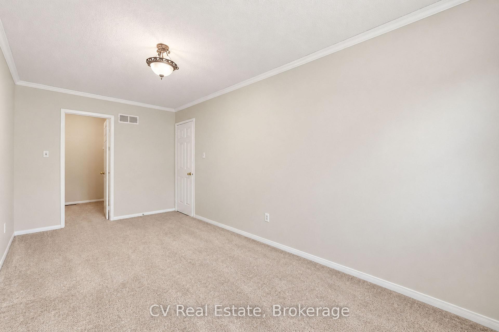 Photo 21 of 1025 Maclean Street, Innisfil, Alcona — HOMEH