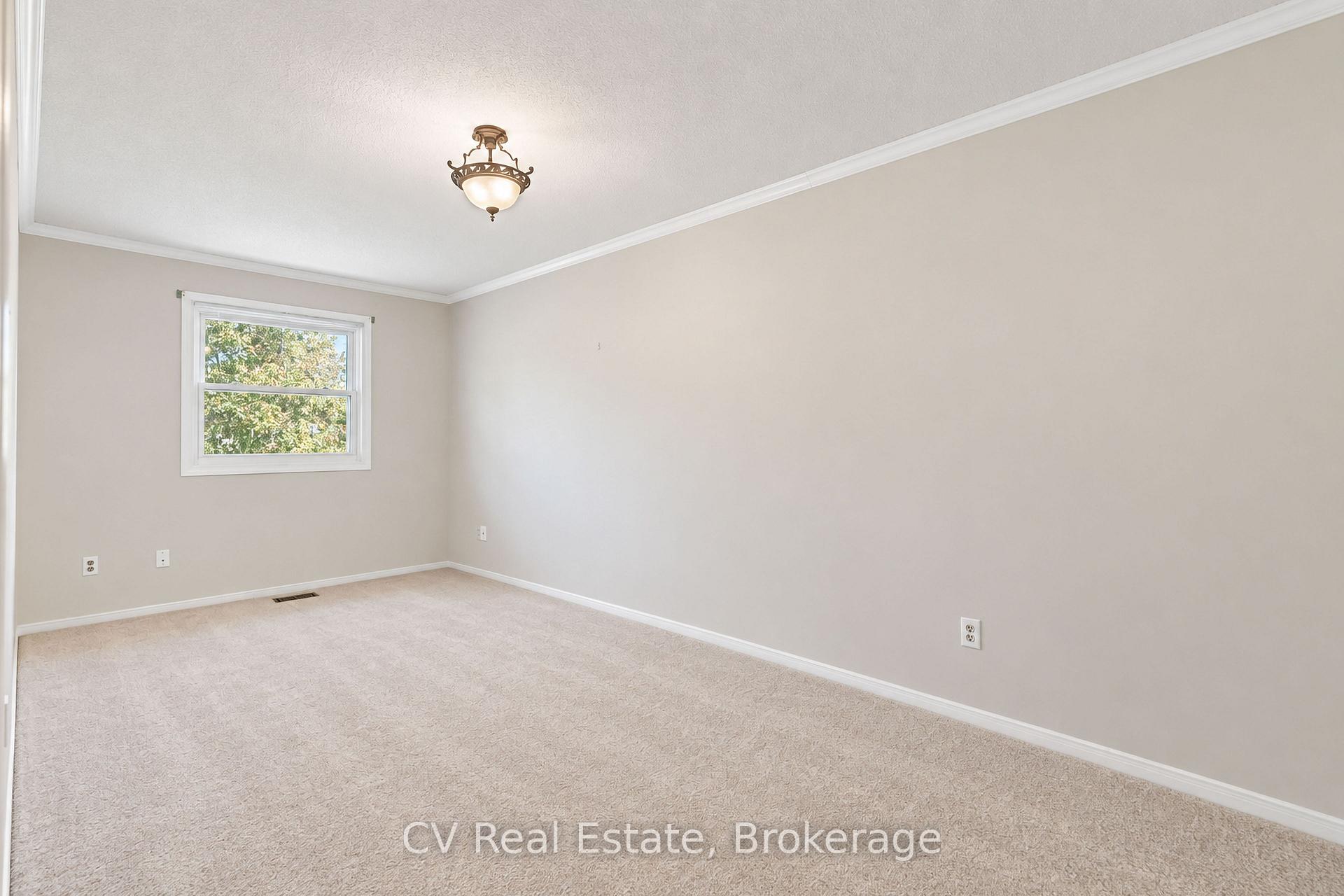 Photo 23 of 1025 Maclean Street, Innisfil, Alcona — HOMEH