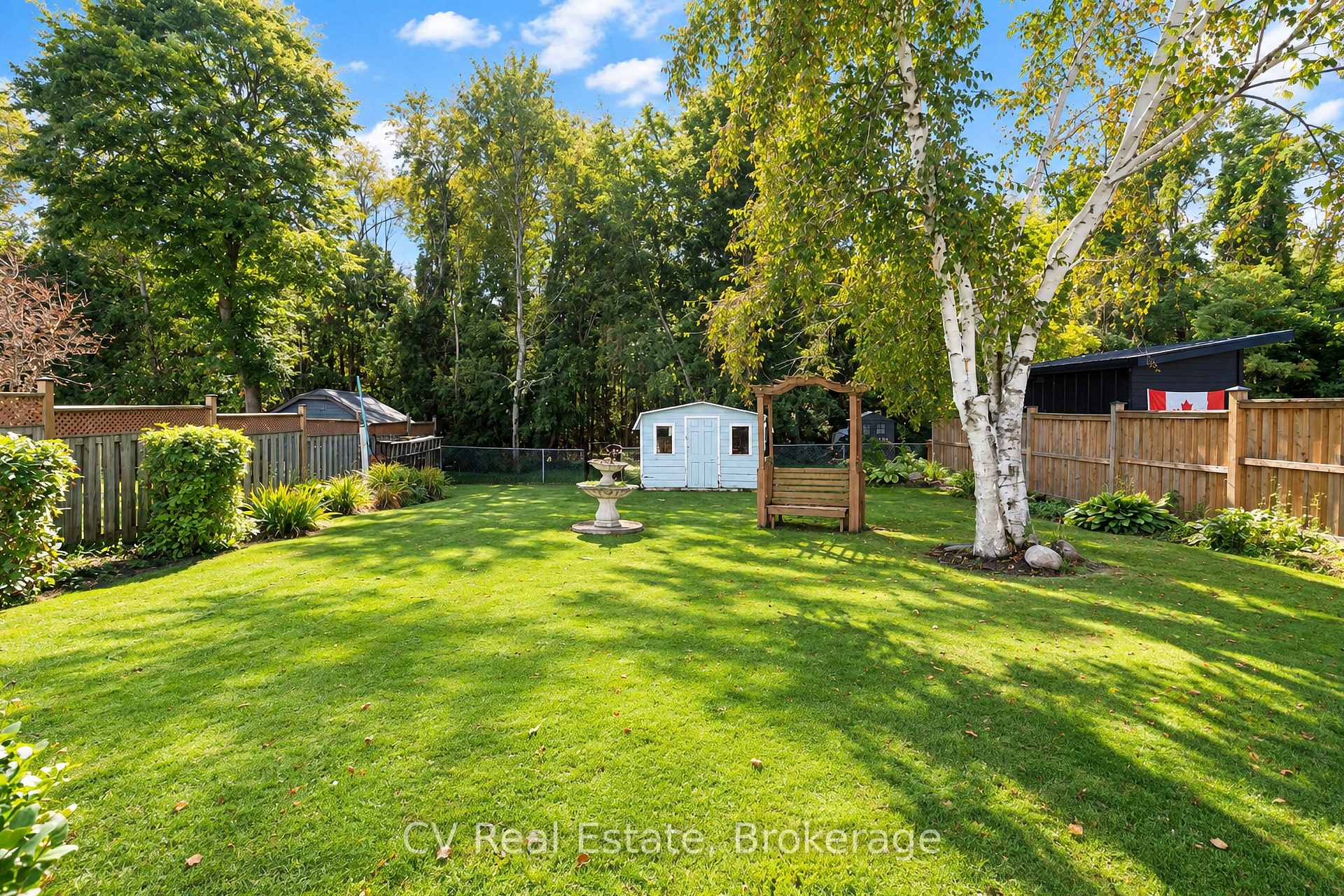 Photo 40 of 1025 Maclean Street, Innisfil, Alcona — HOMEH