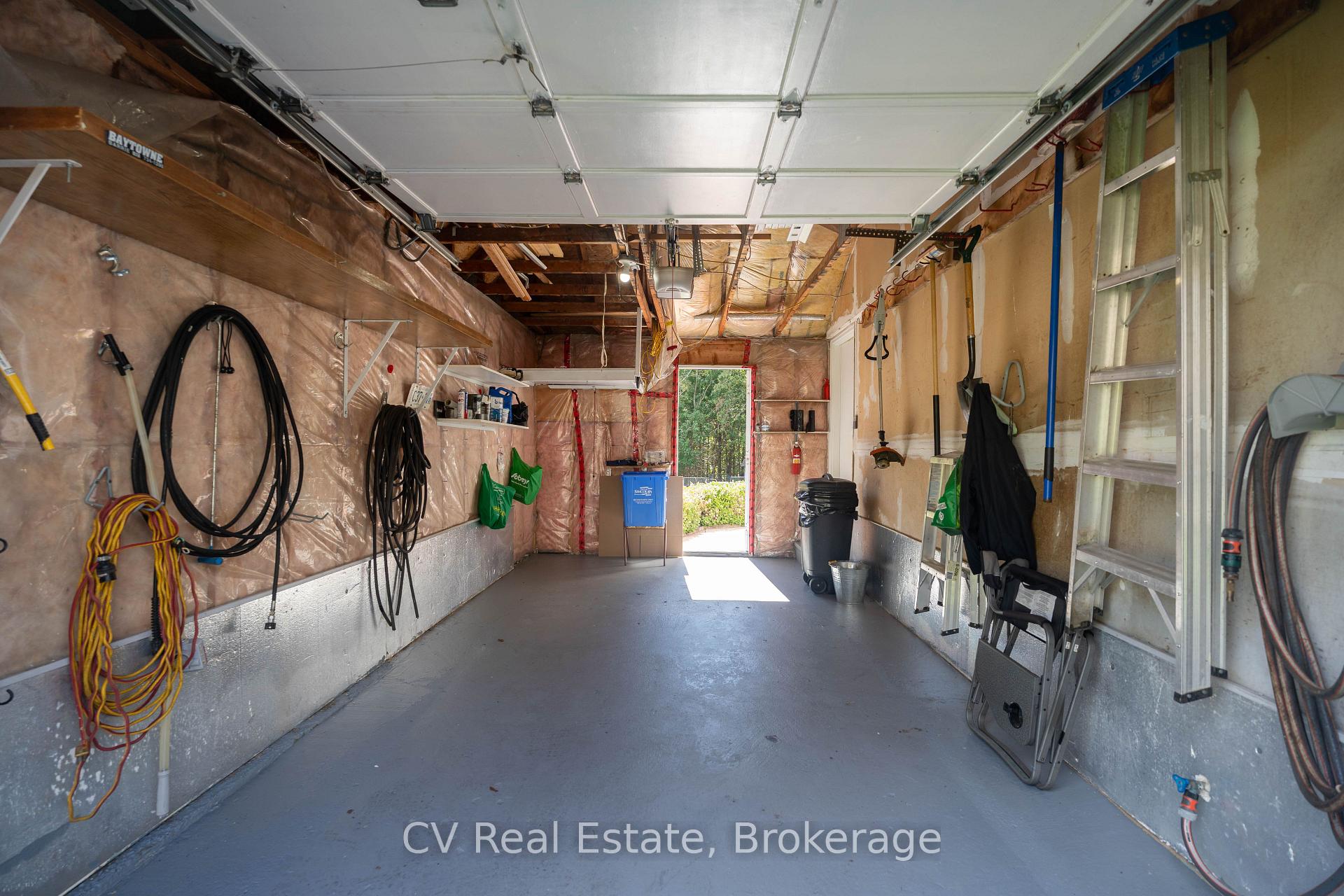 Photo 43 of 1025 Maclean Street, Innisfil, Alcona — HOMEH