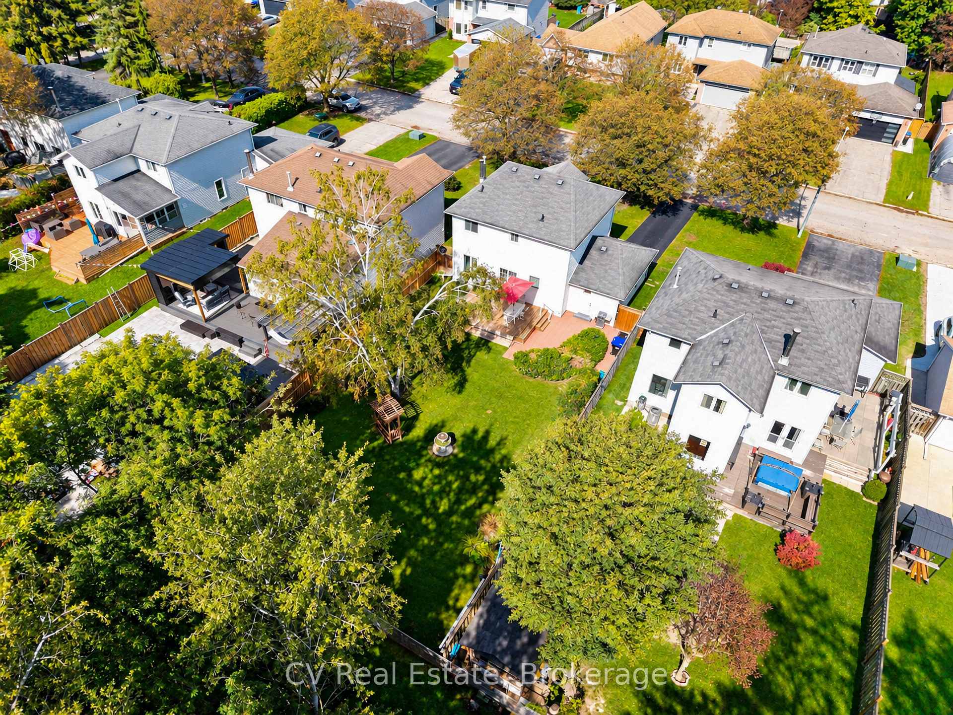 Photo 45 of 1025 Maclean Street, Innisfil, Alcona — HOMEH