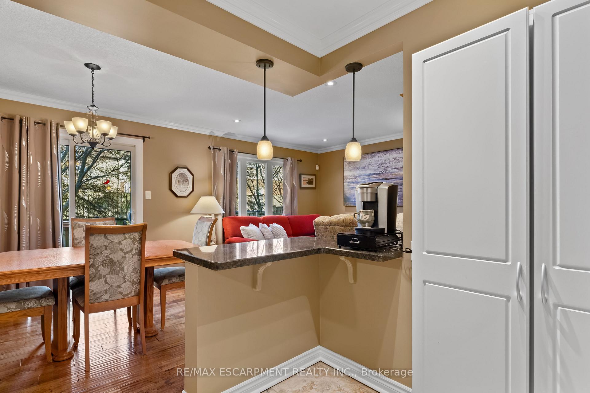 Photo 12 of Unit 16, 79 Braeheid Avenue, Hamilton, Waterdown — HOMEH